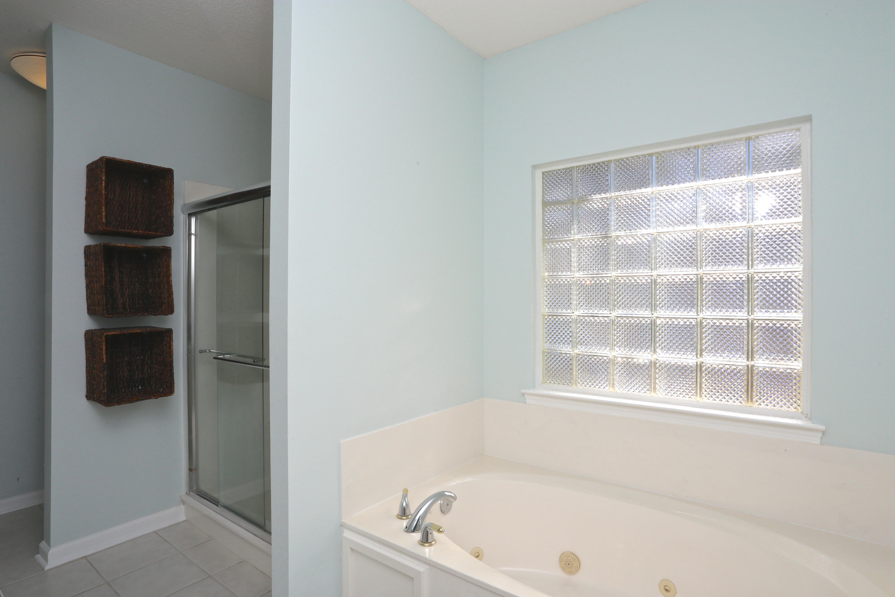 WOODLAND BAYOU ESTATES - Residential