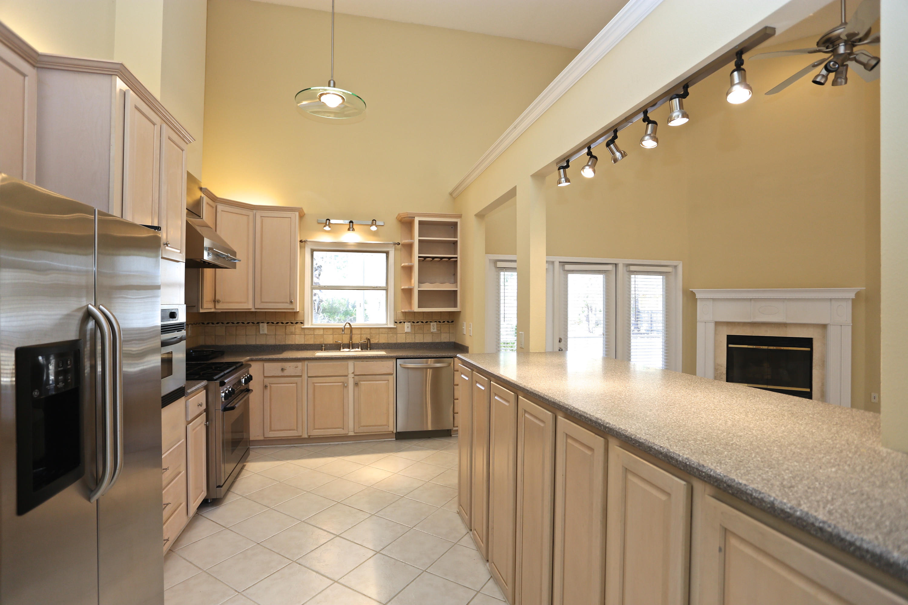 WOODLAND BAYOU ESTATES - Residential