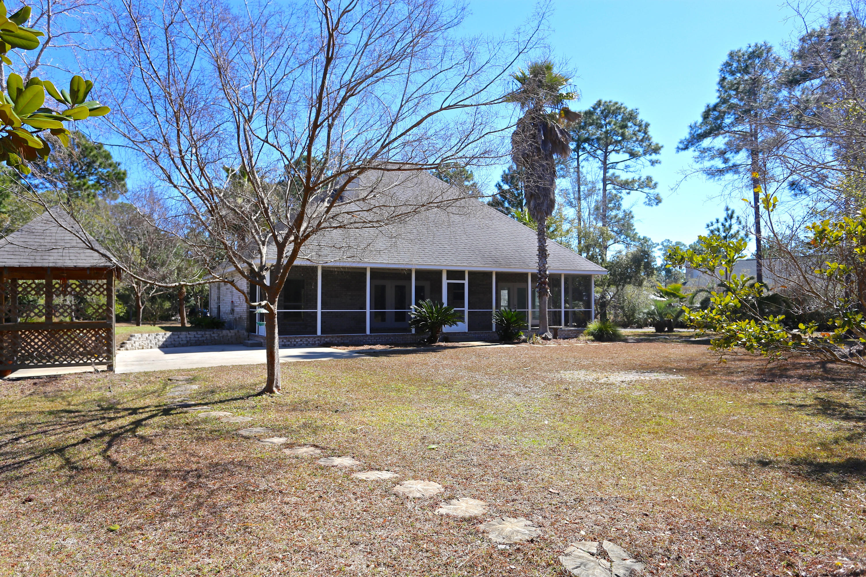 WOODLAND BAYOU ESTATES - Residential