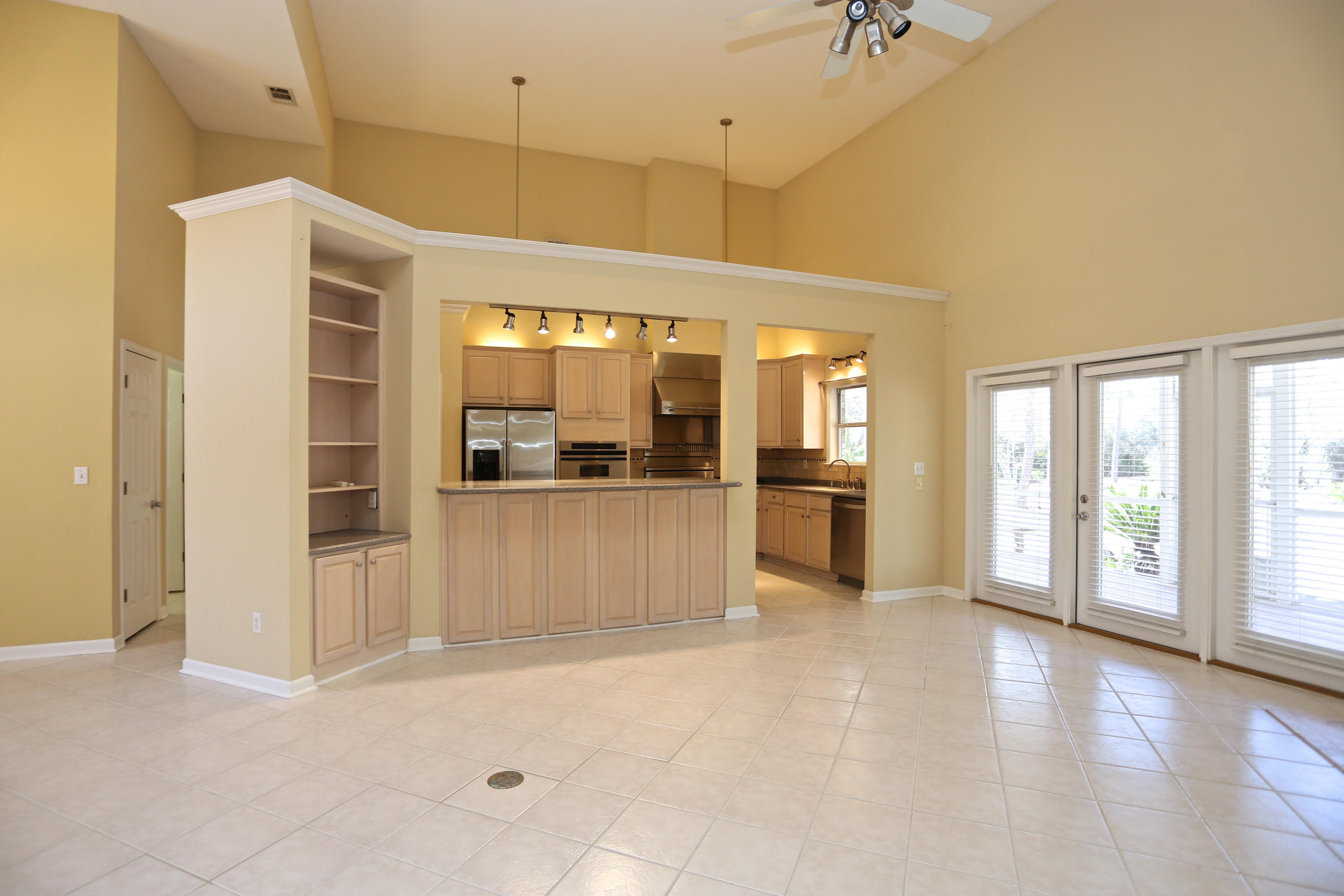 WOODLAND BAYOU ESTATES - Residential