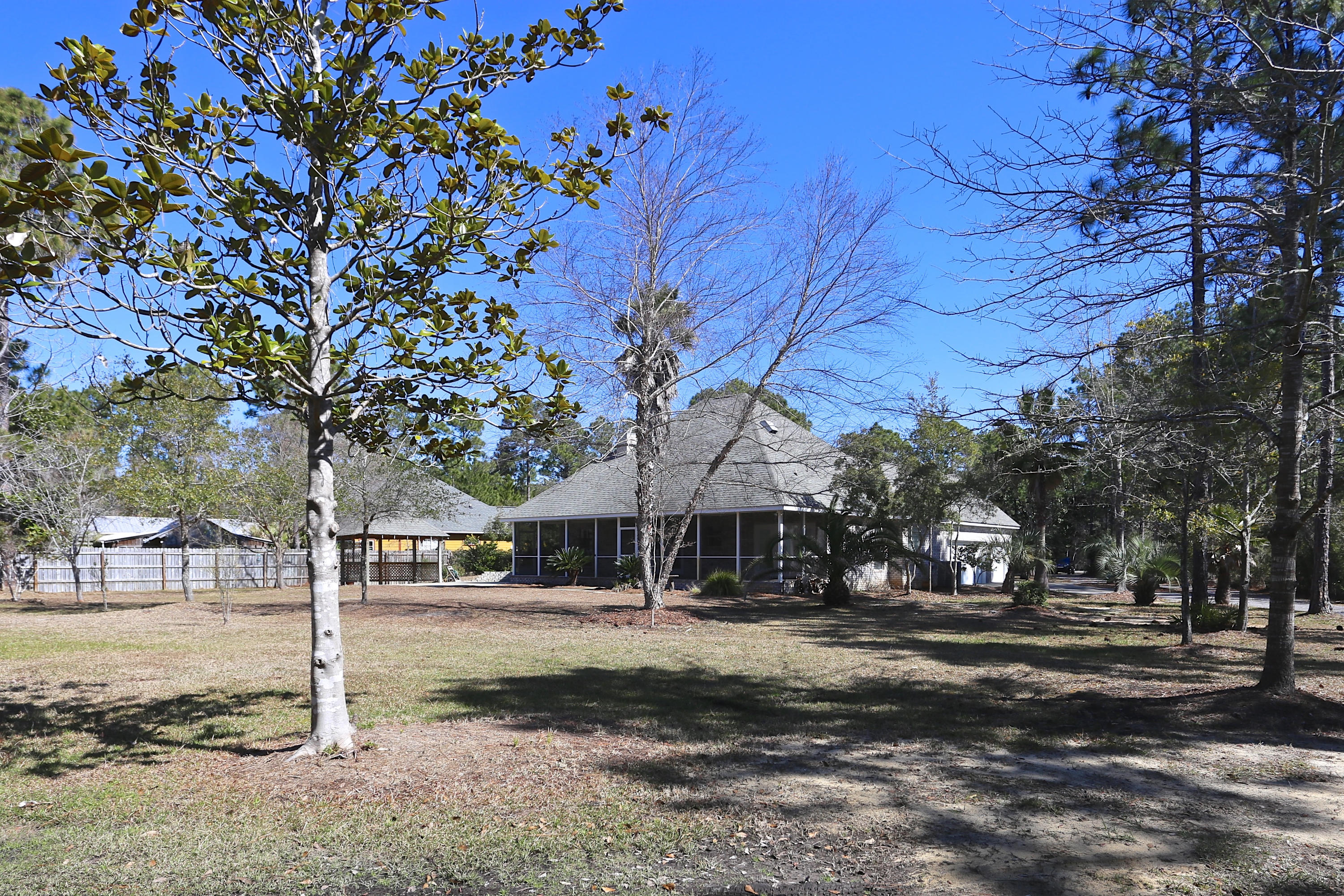 WOODLAND BAYOU ESTATES - Residential