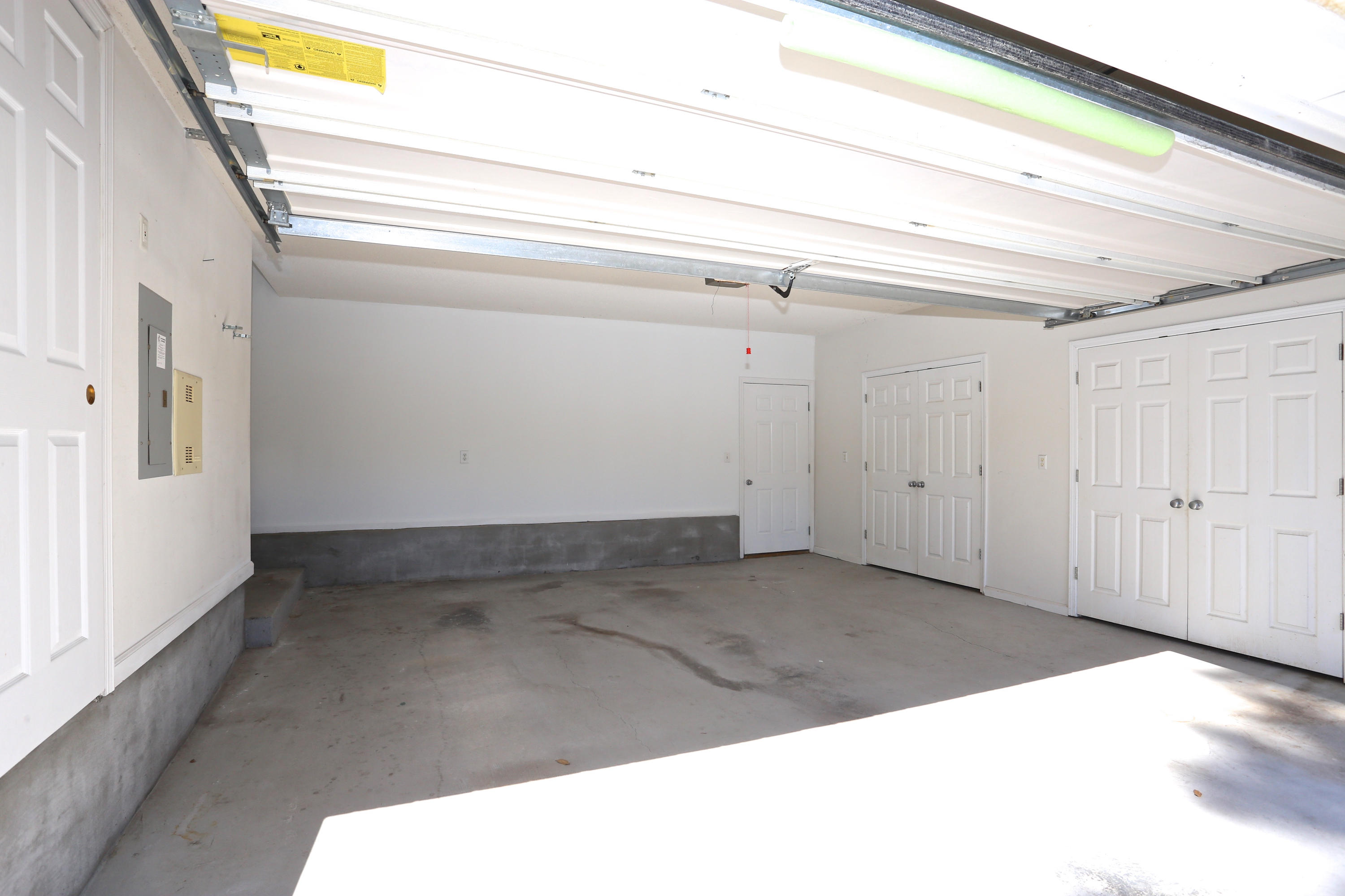 WOODLAND BAYOU ESTATES - Residential