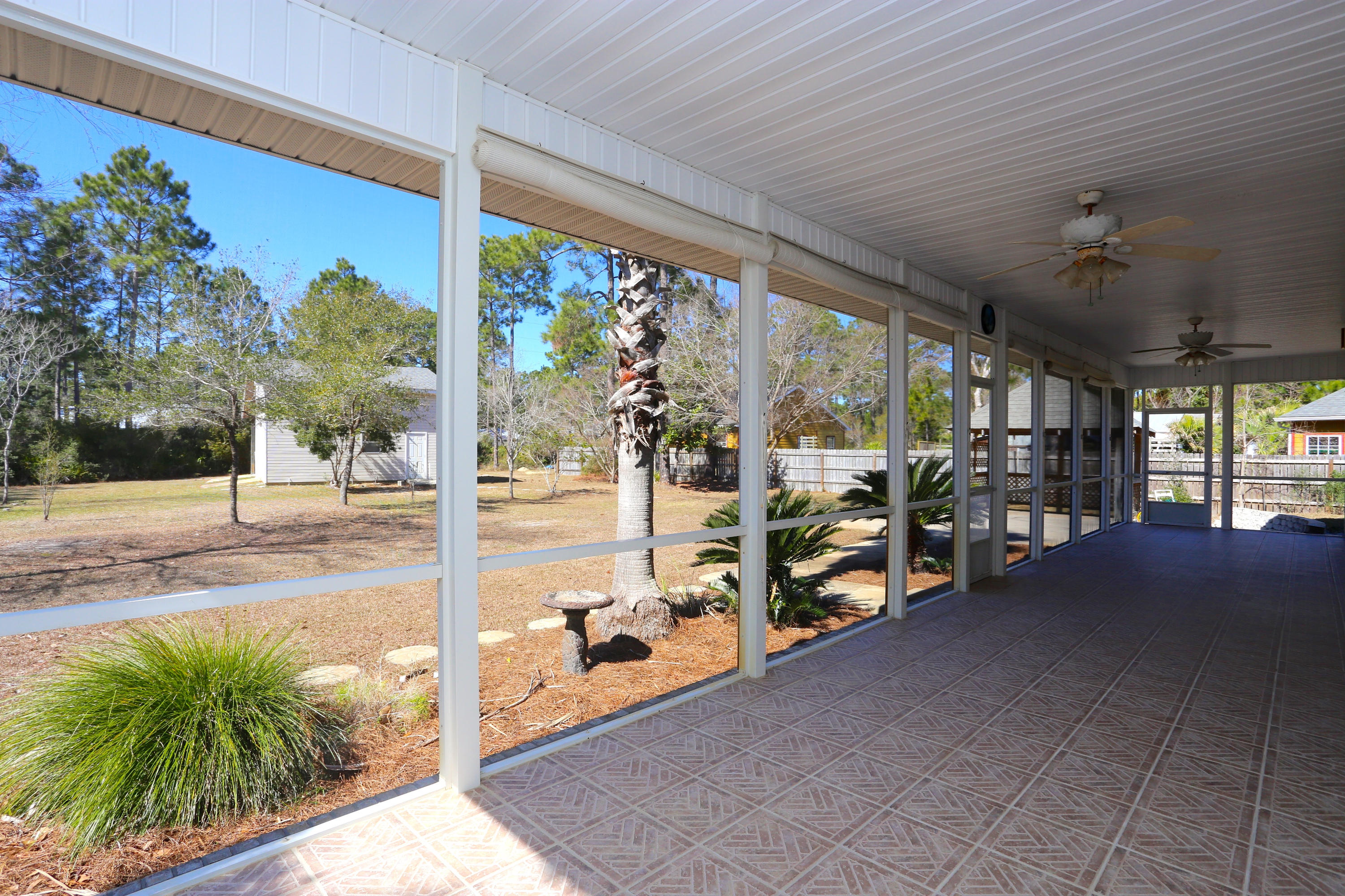 WOODLAND BAYOU ESTATES - Residential