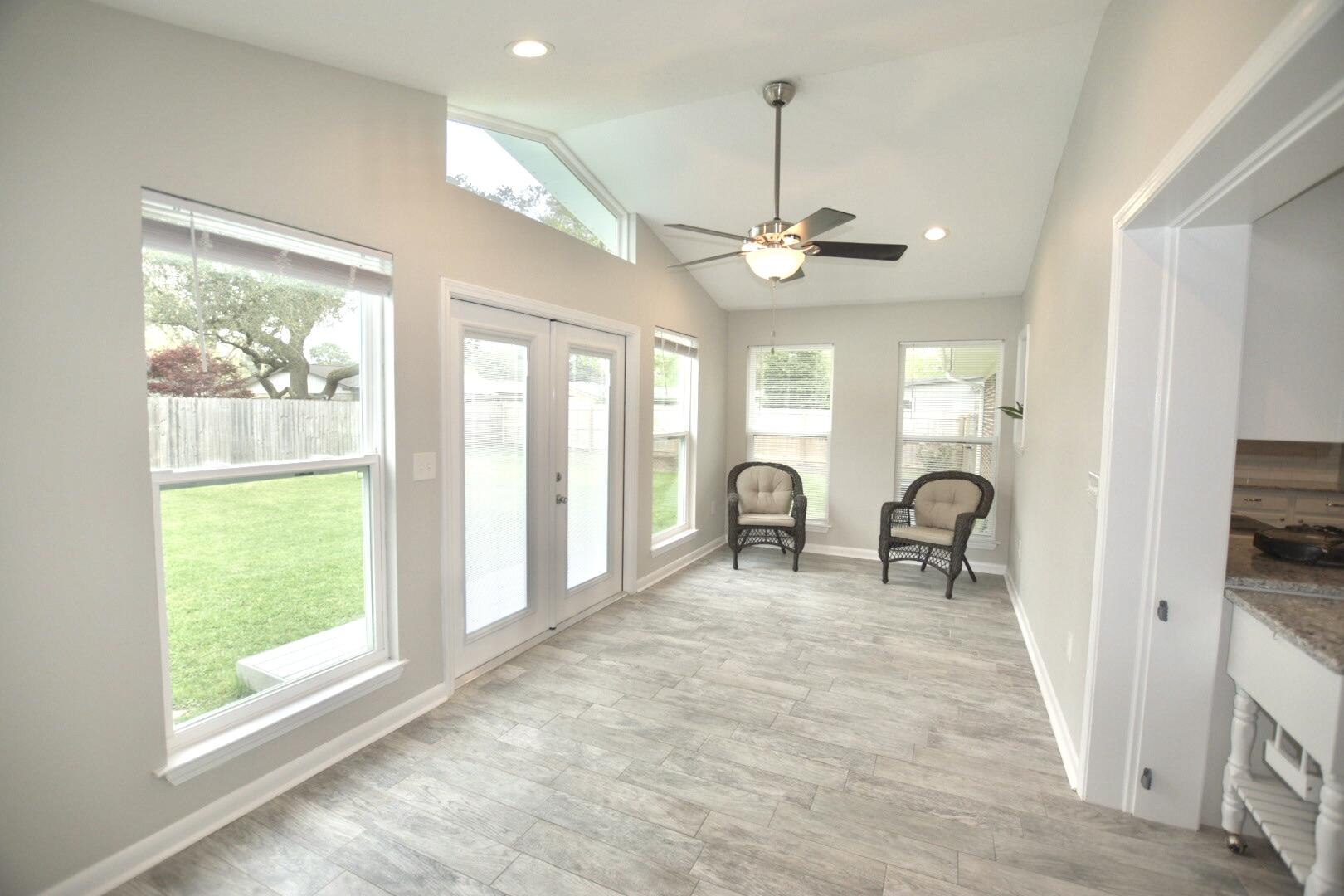 COUNTRY CLUB ESTATES 1ST ADDN - Residential