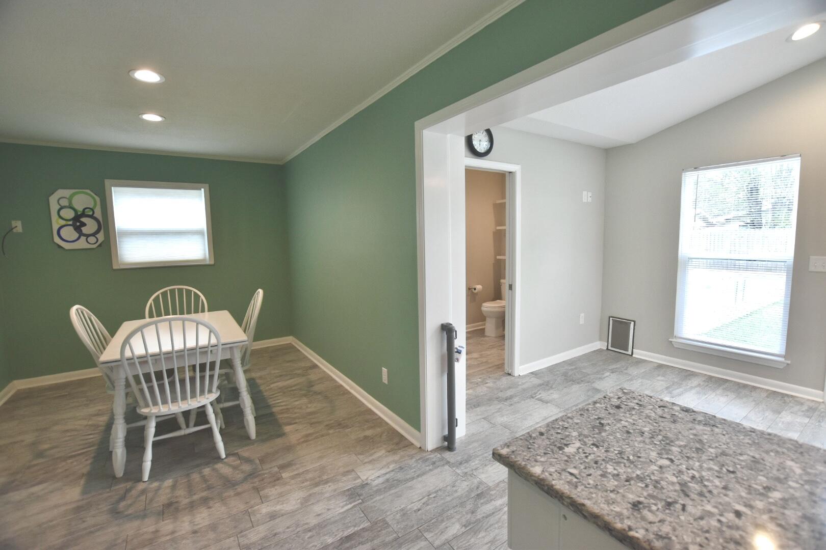 COUNTRY CLUB ESTATES 1ST ADDN - Residential