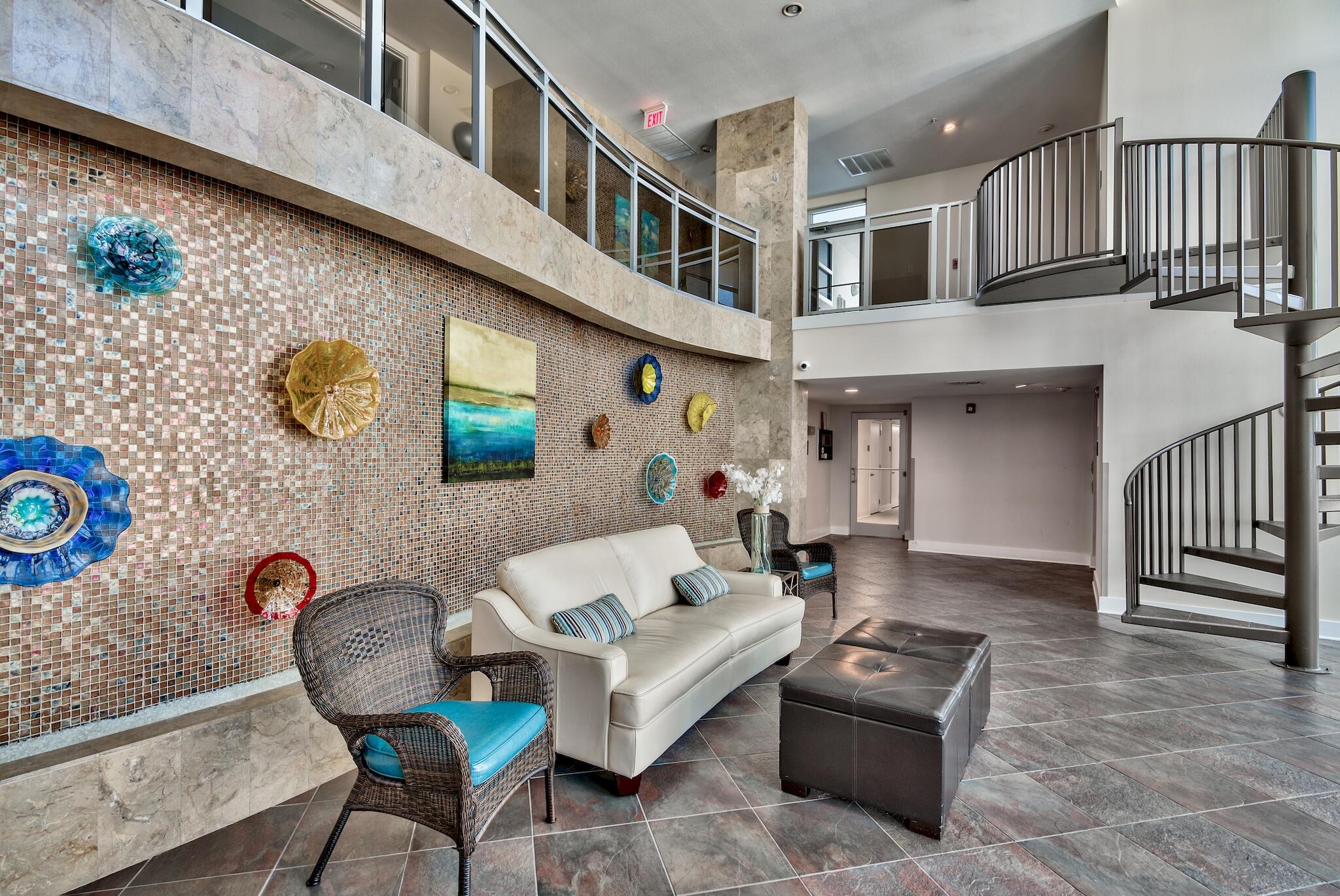 HARBOR LIGHTS - Residential