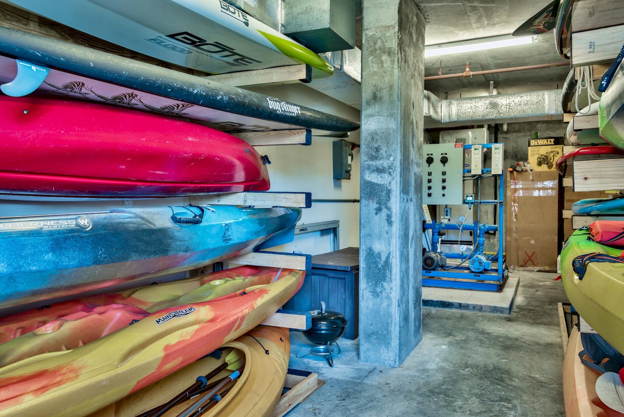 HARBOR LIGHTS - Residential