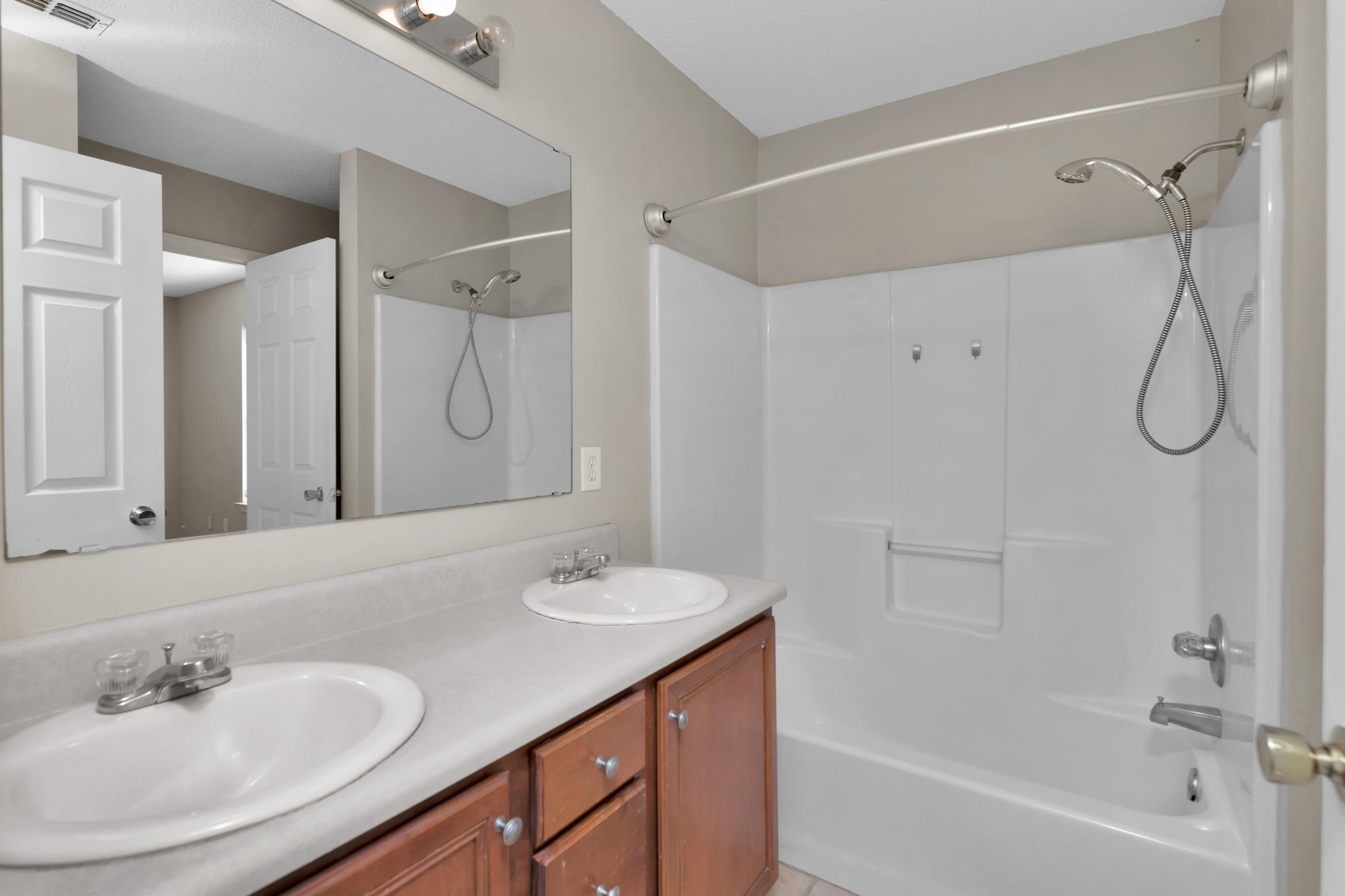 BARBAROSA RANCHETTES 1ST ADDN - Residential