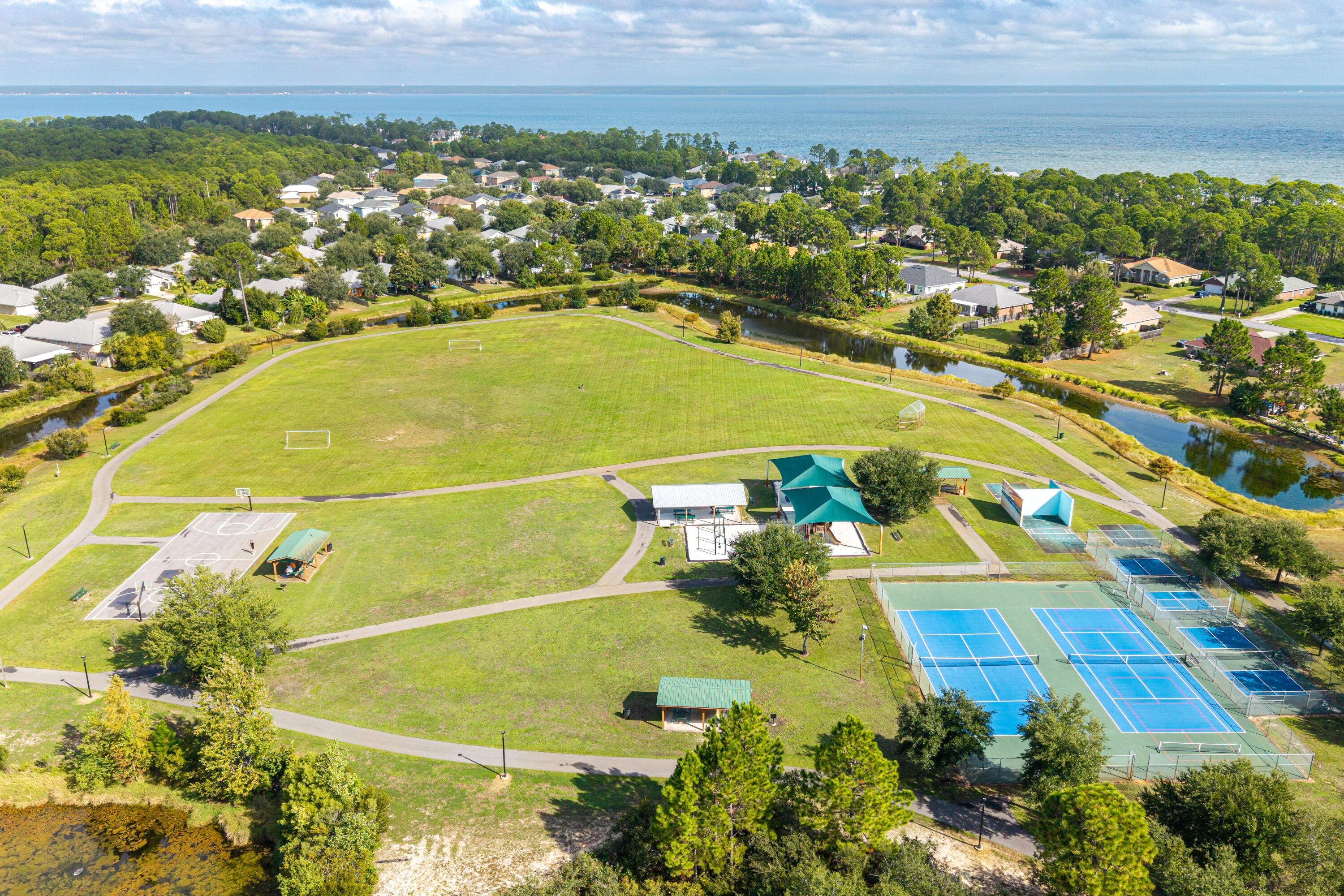 DRIFTWOOD ESTATES - Residential