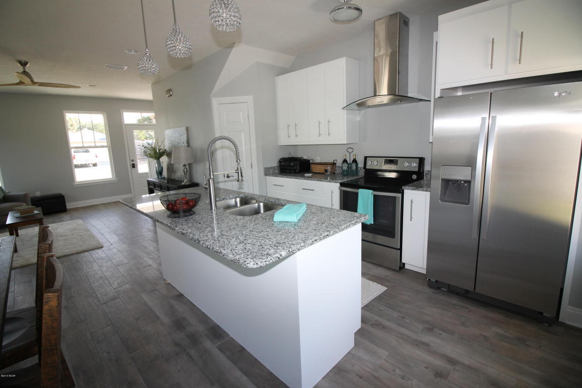 HOLIDAY BEACH UNIT 08 - Residential