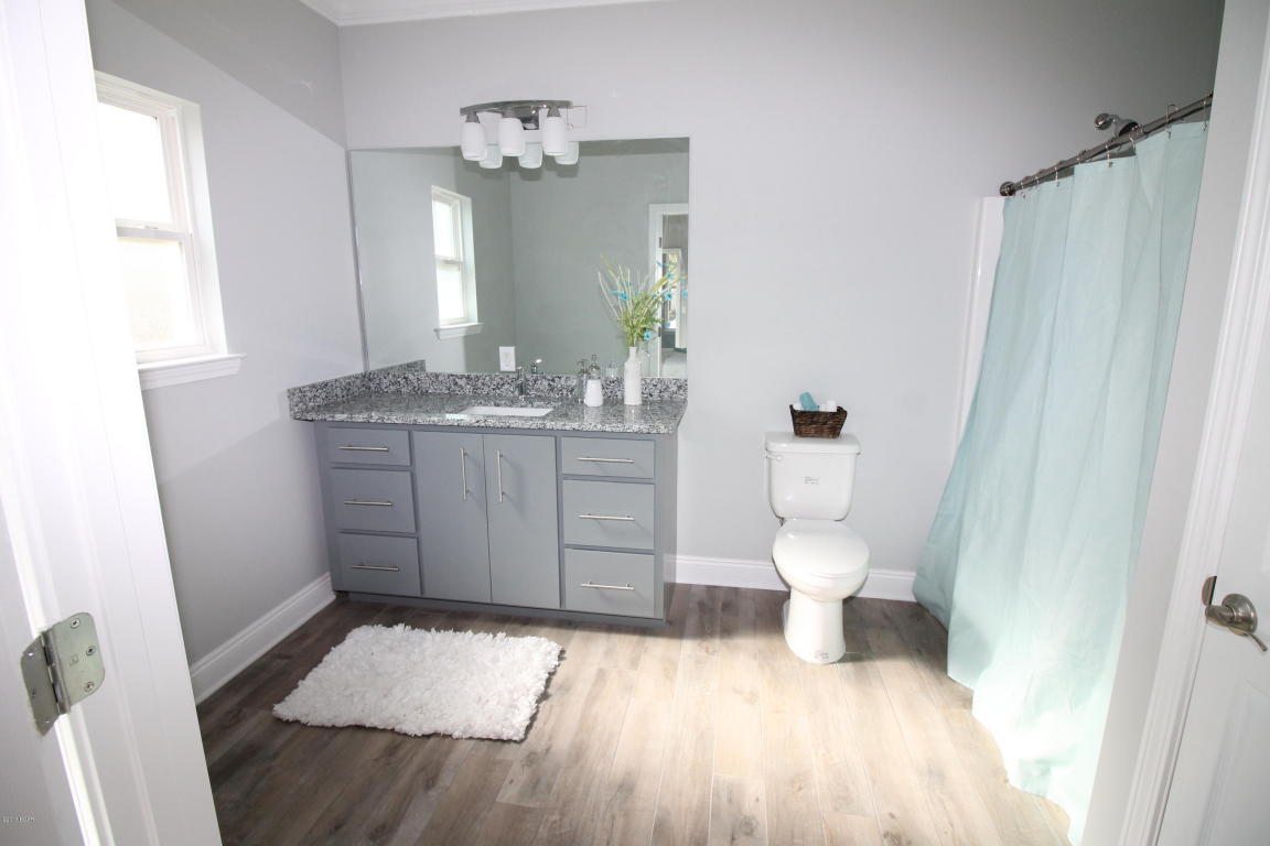 HOLIDAY BEACH UNIT 08 - Residential