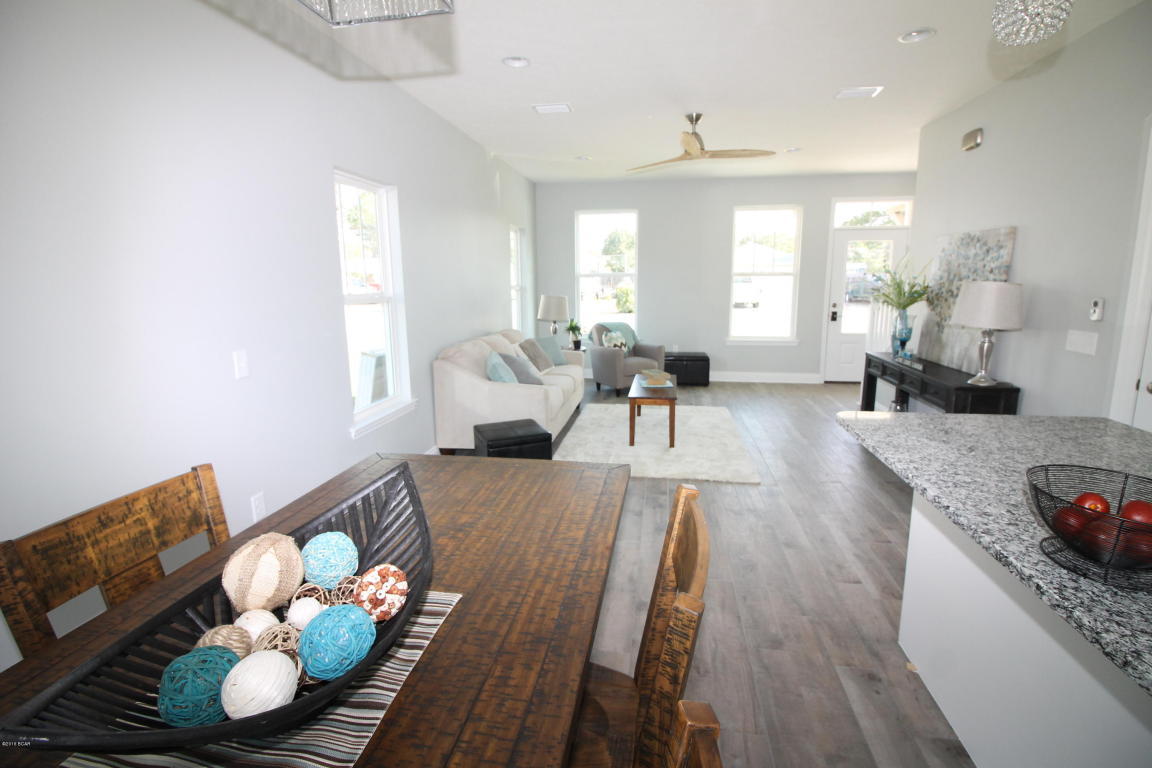 HOLIDAY BEACH UNIT 08 - Residential