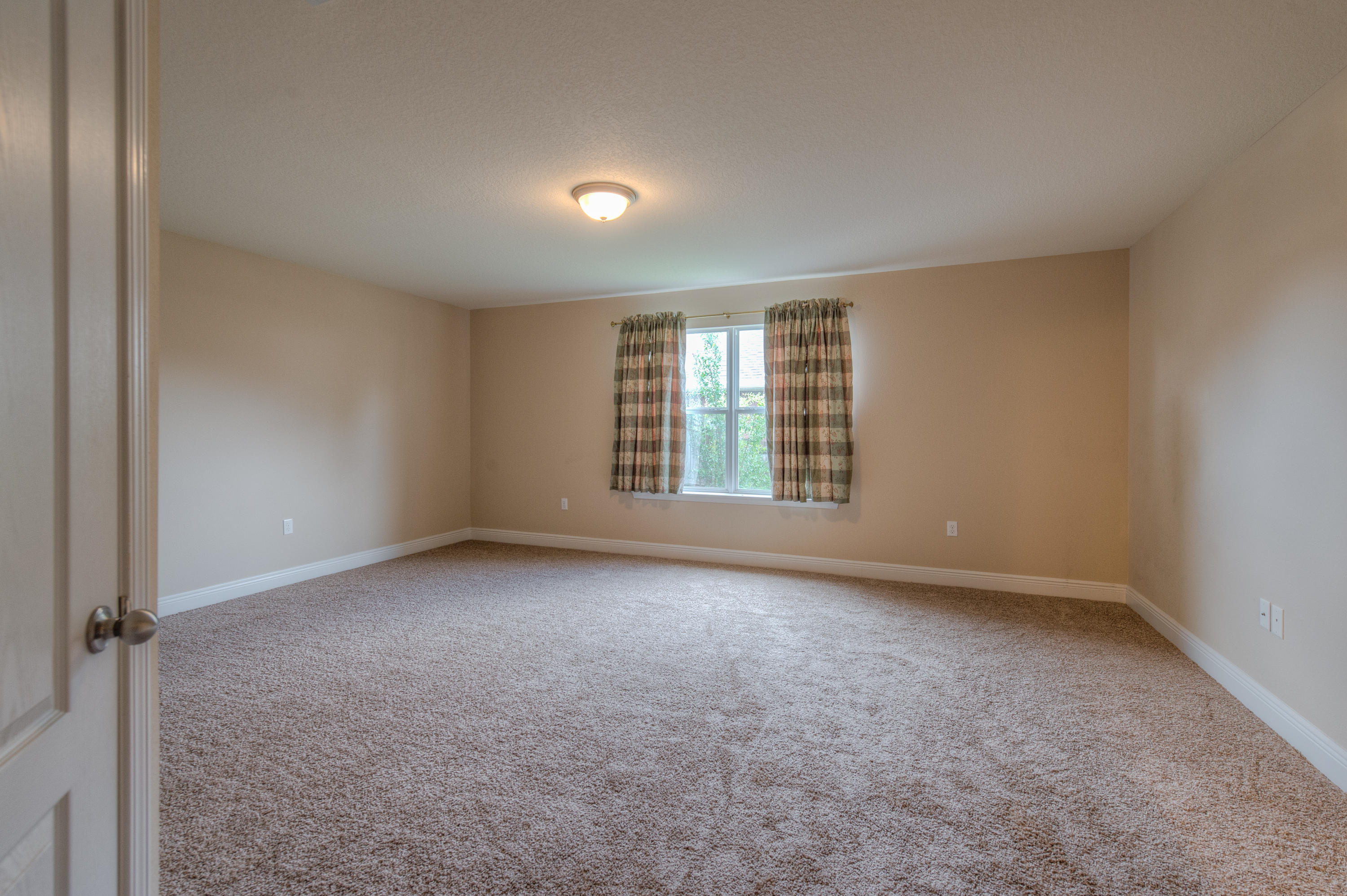 DUGGAN POND ESTATES - Residential