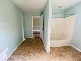 LAUREL HILL - Residential
