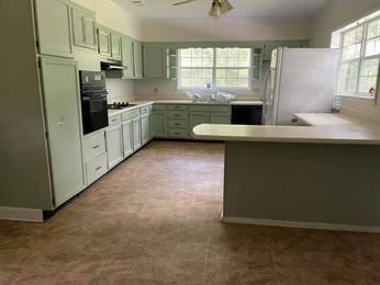 LAUREL HILL - Residential