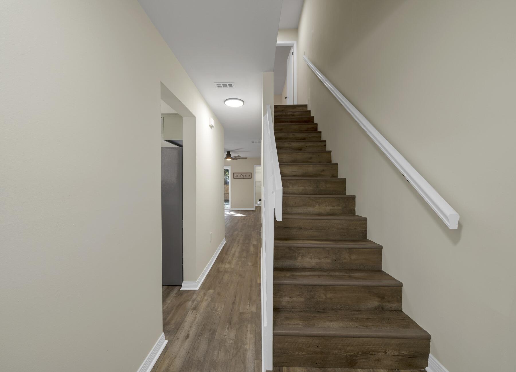 MONTAGE MANOR - Residential