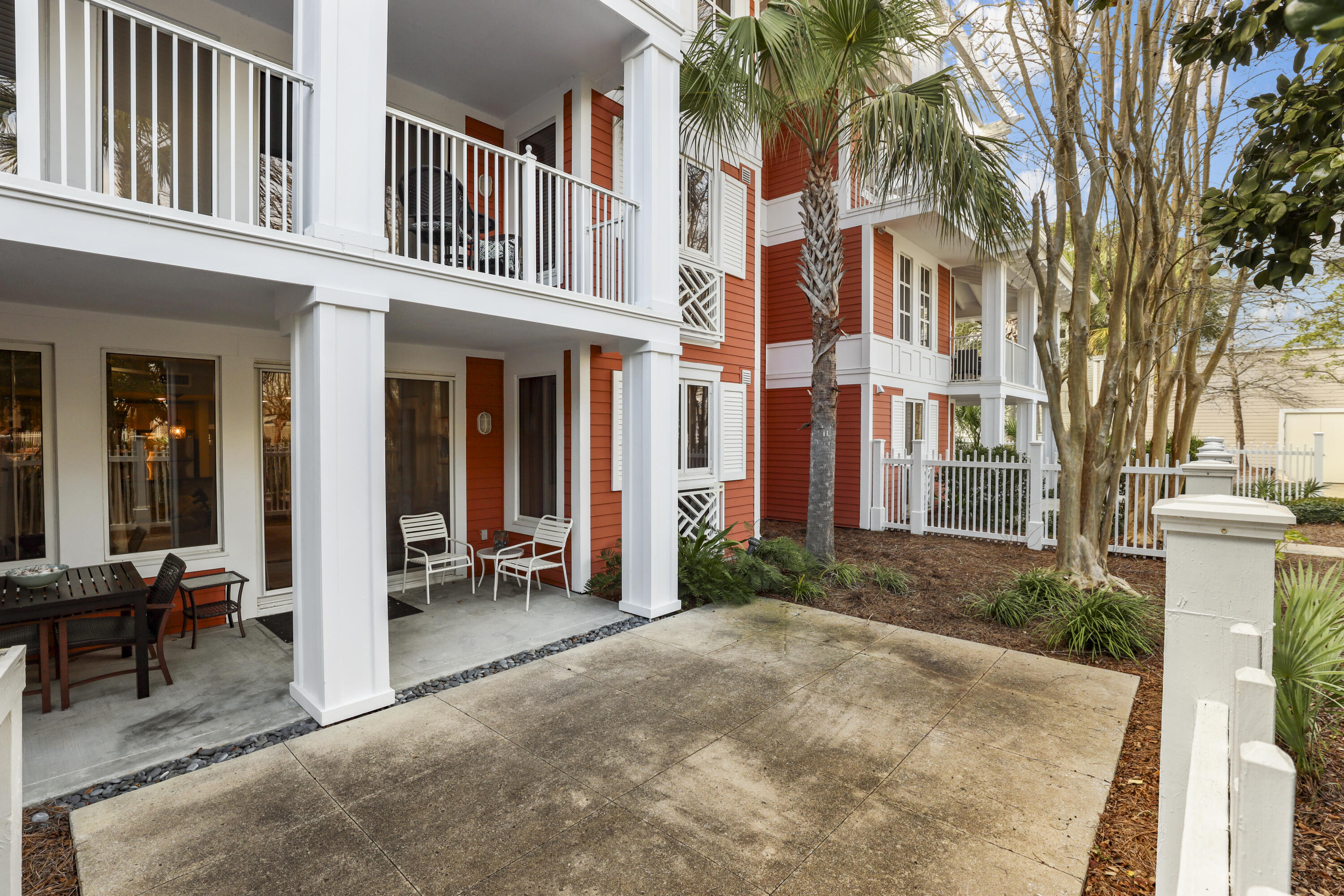 MARKET STREET INN - Residential