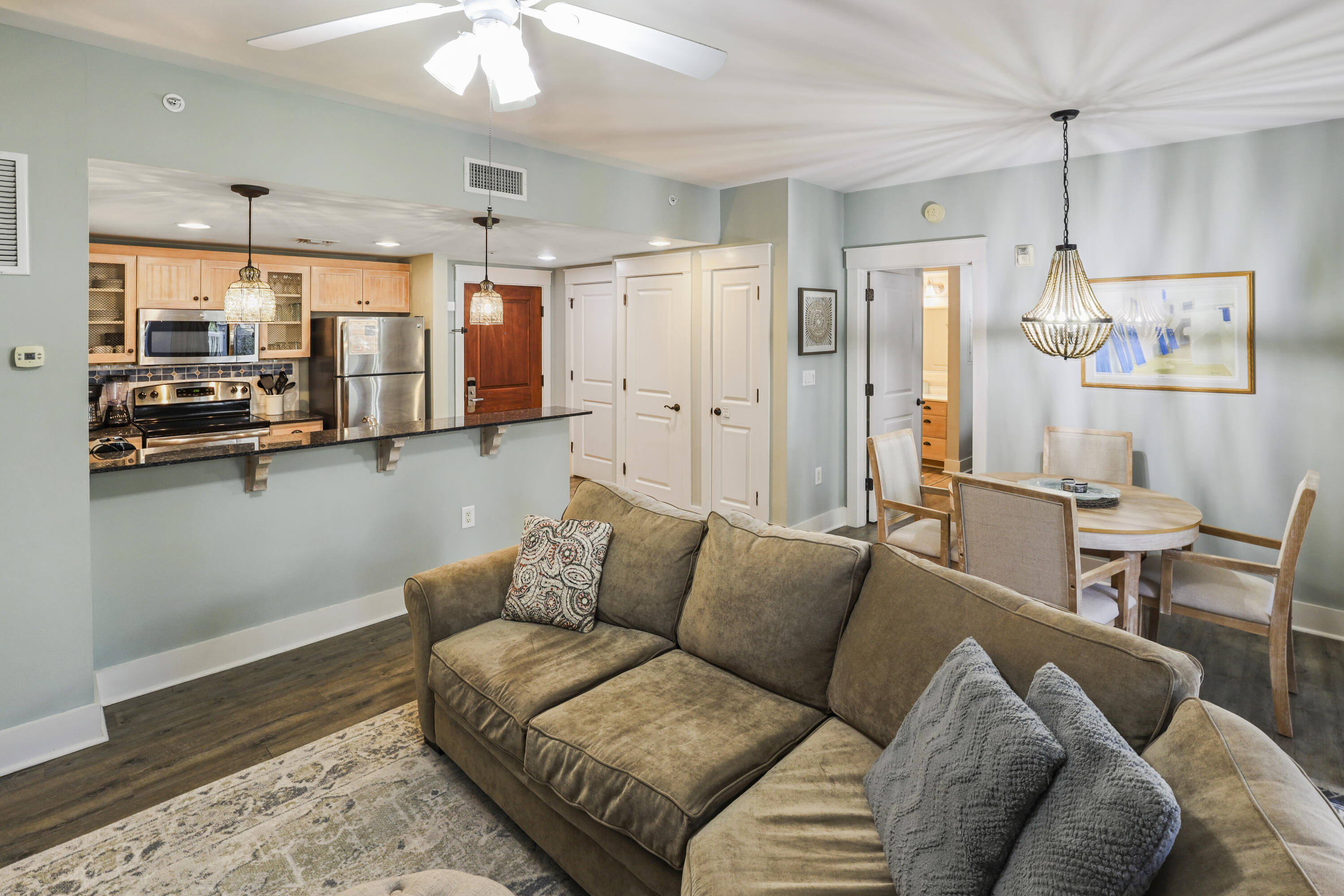 MARKET STREET INN - Residential