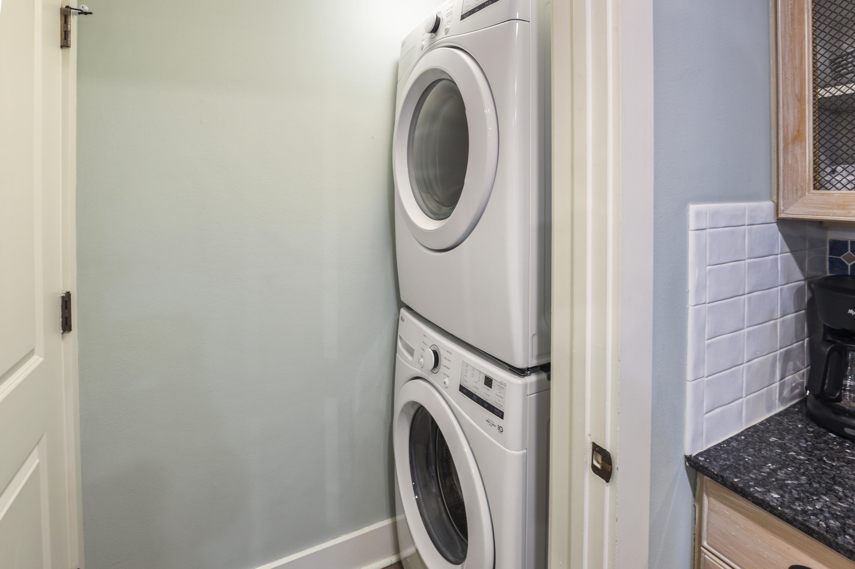 MARKET STREET INN - Residential