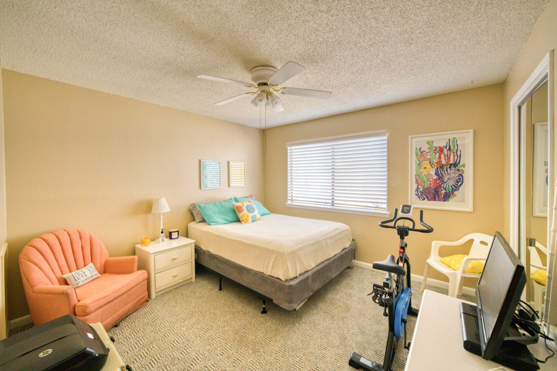 PORTSIDE CONDO - Residential