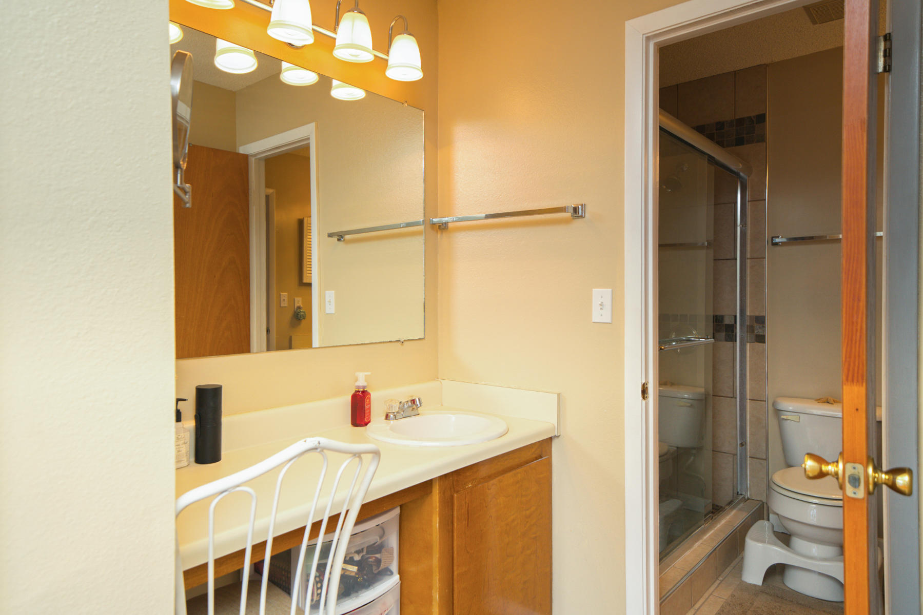 PORTSIDE CONDO - Residential