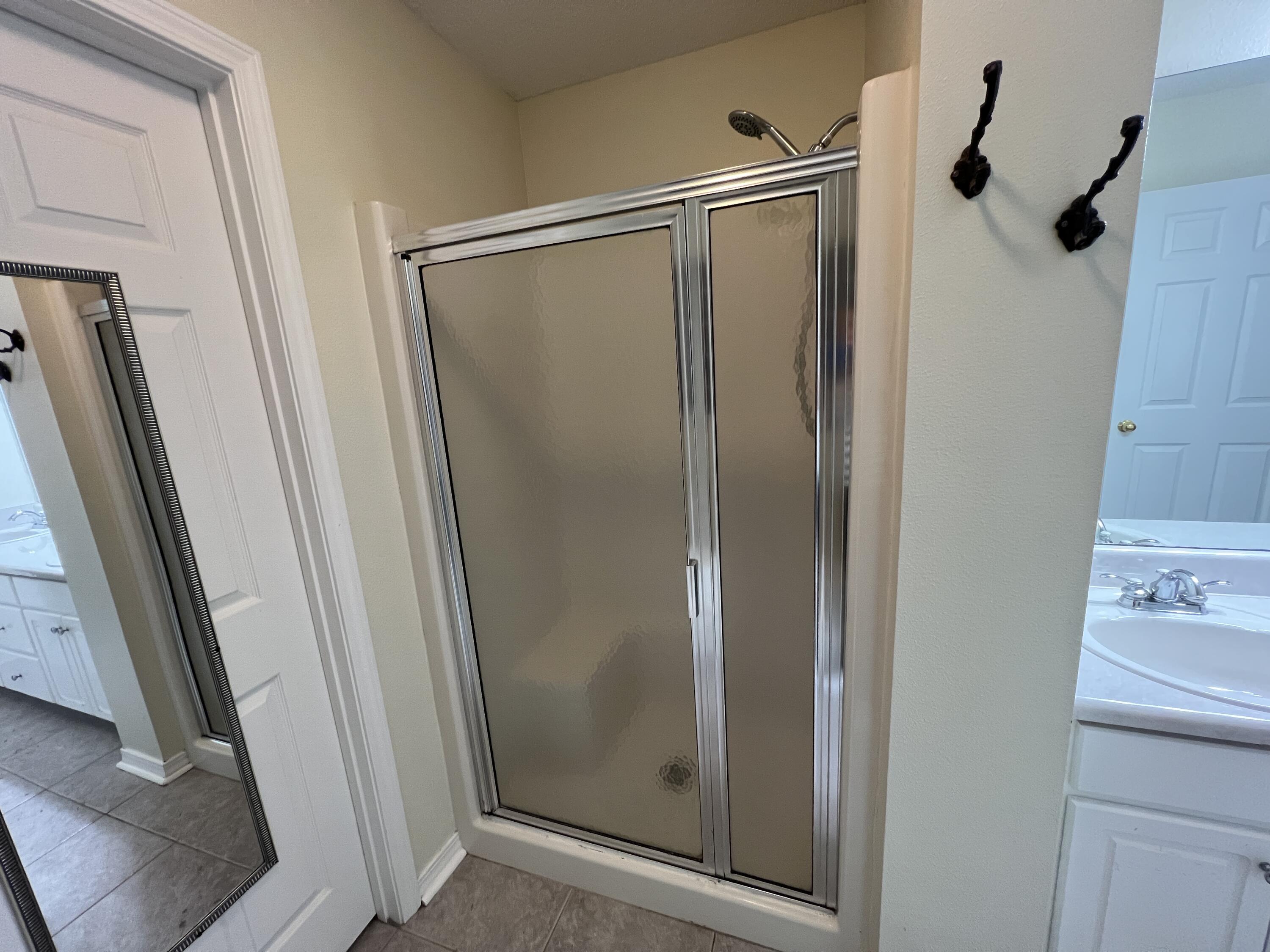 SILVER OAKS PH 2 - Residential Lease