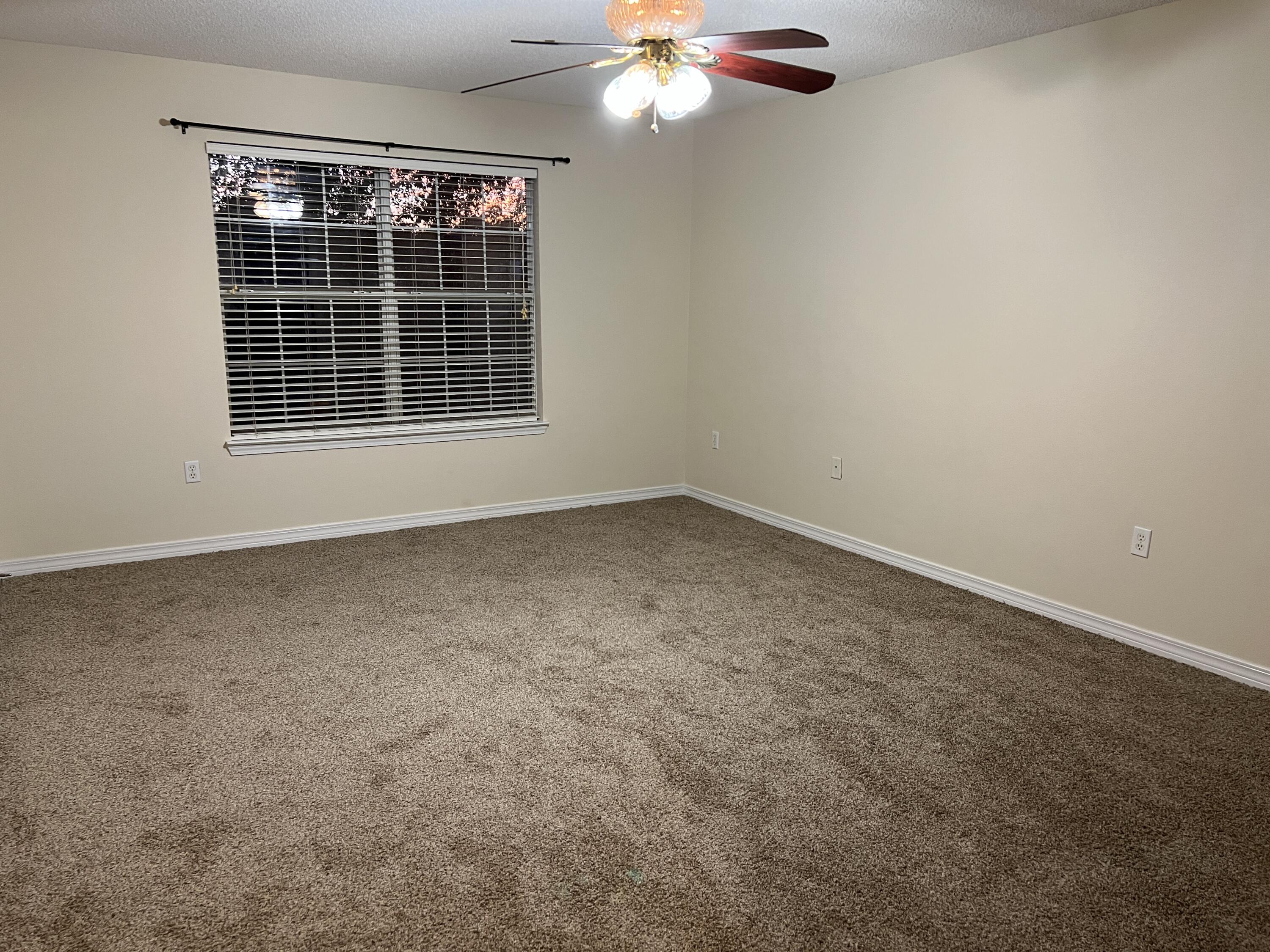 SILVER OAKS PH 2 - Residential Lease