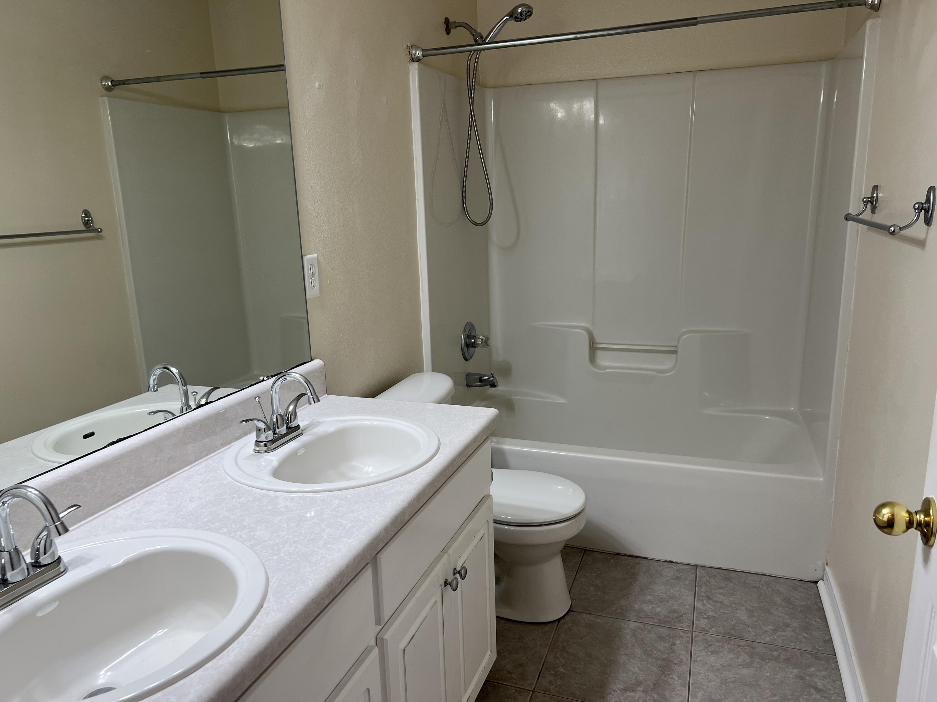 SILVER OAKS PH 2 - Residential Lease