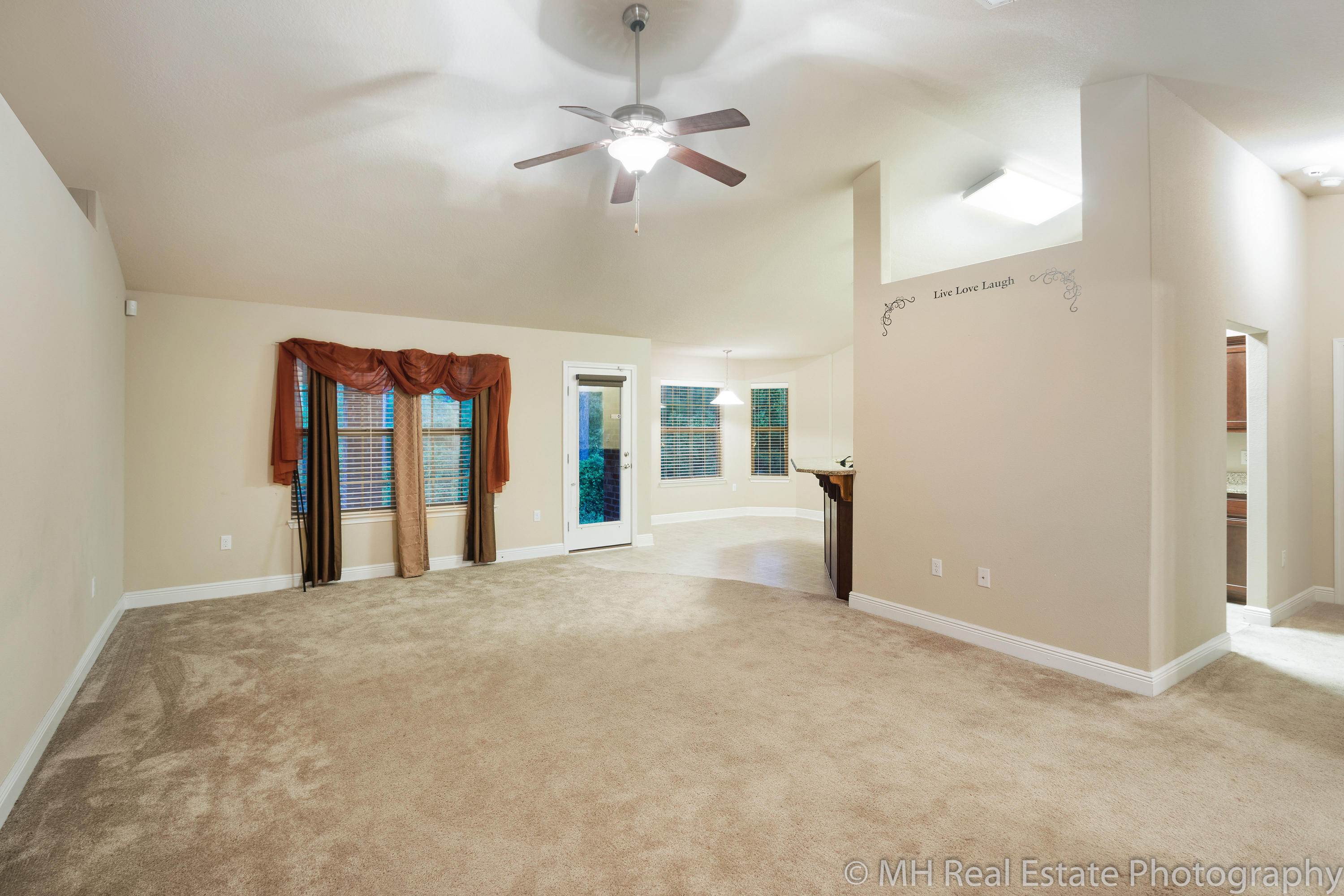 ALICIA PLACE - Residential