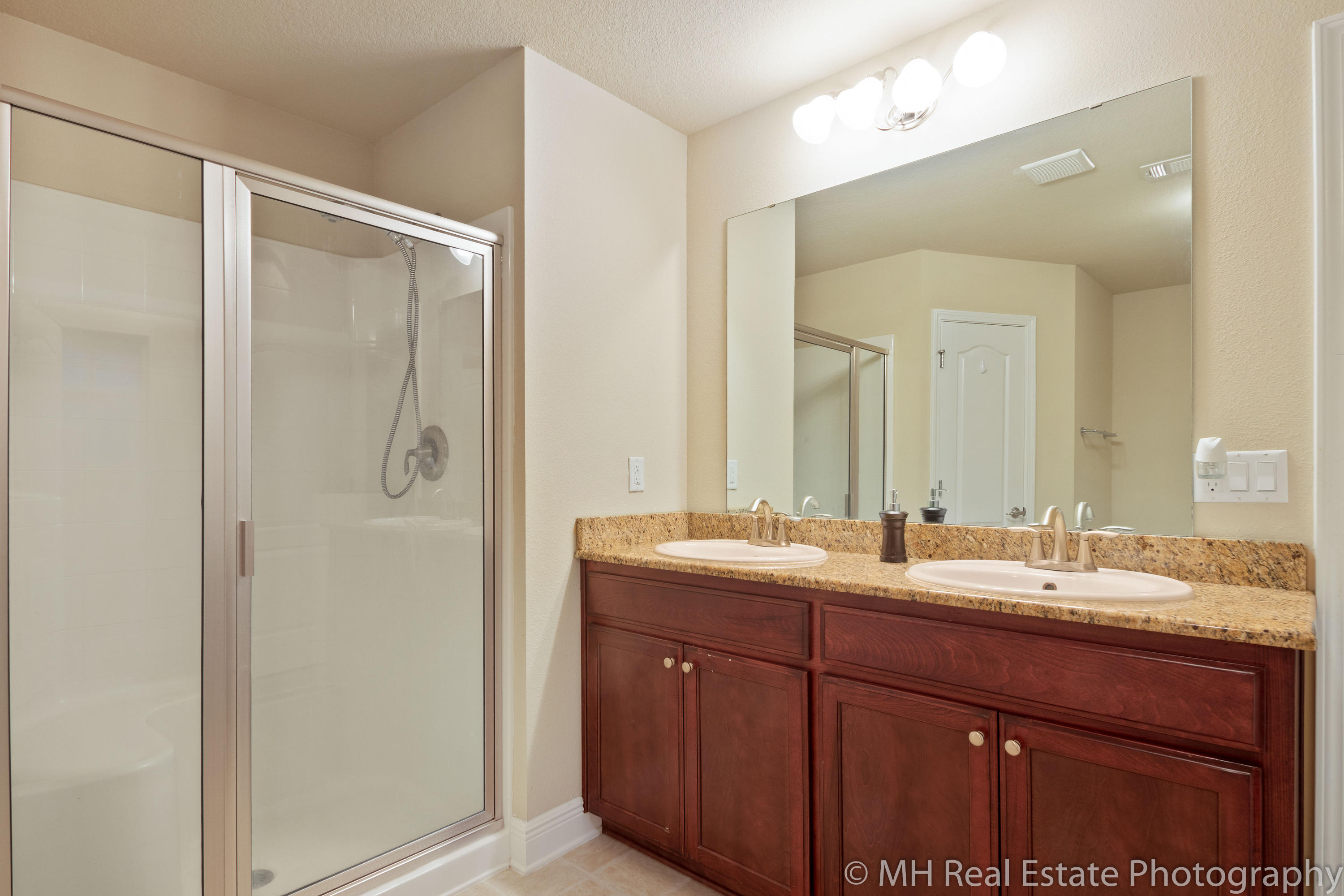 ALICIA PLACE - Residential