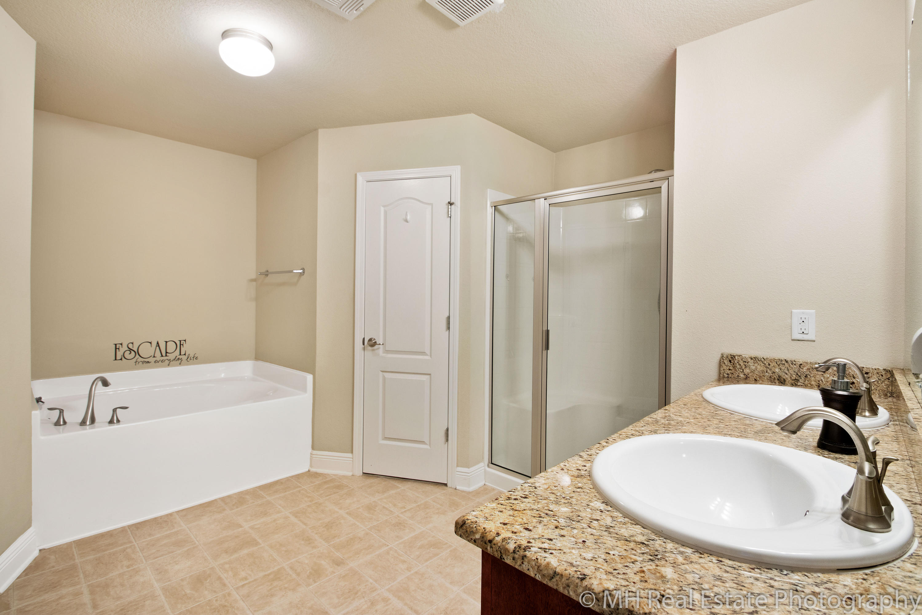 ALICIA PLACE - Residential