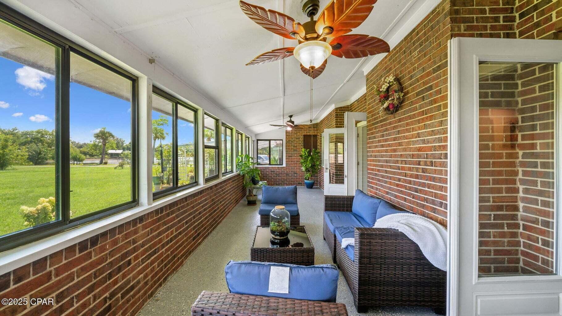 DEER POINT LAKE S/D - Residential