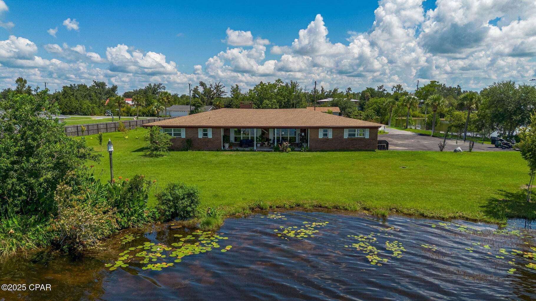 DEER POINT LAKE S/D - Residential