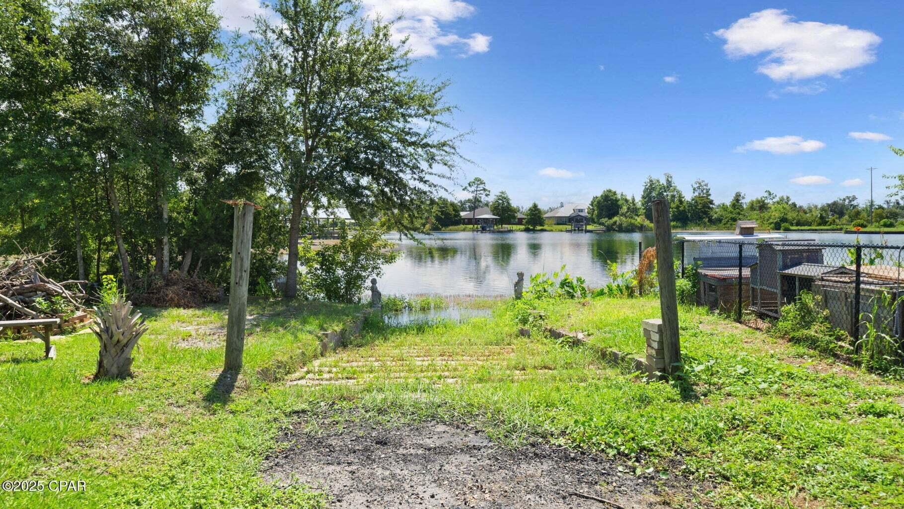DEER POINT LAKE S/D - Residential