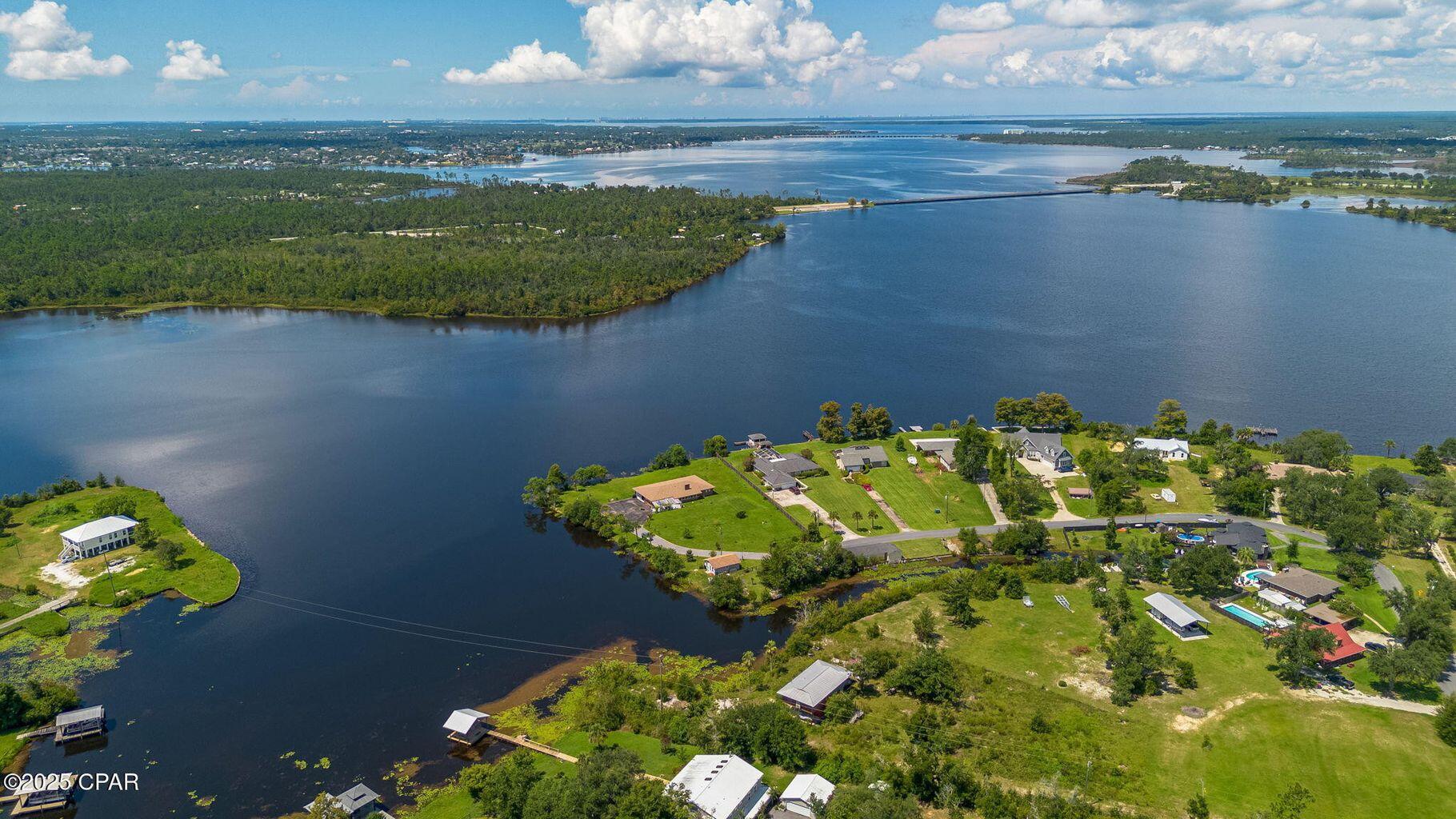 DEER POINT LAKE S/D - Residential