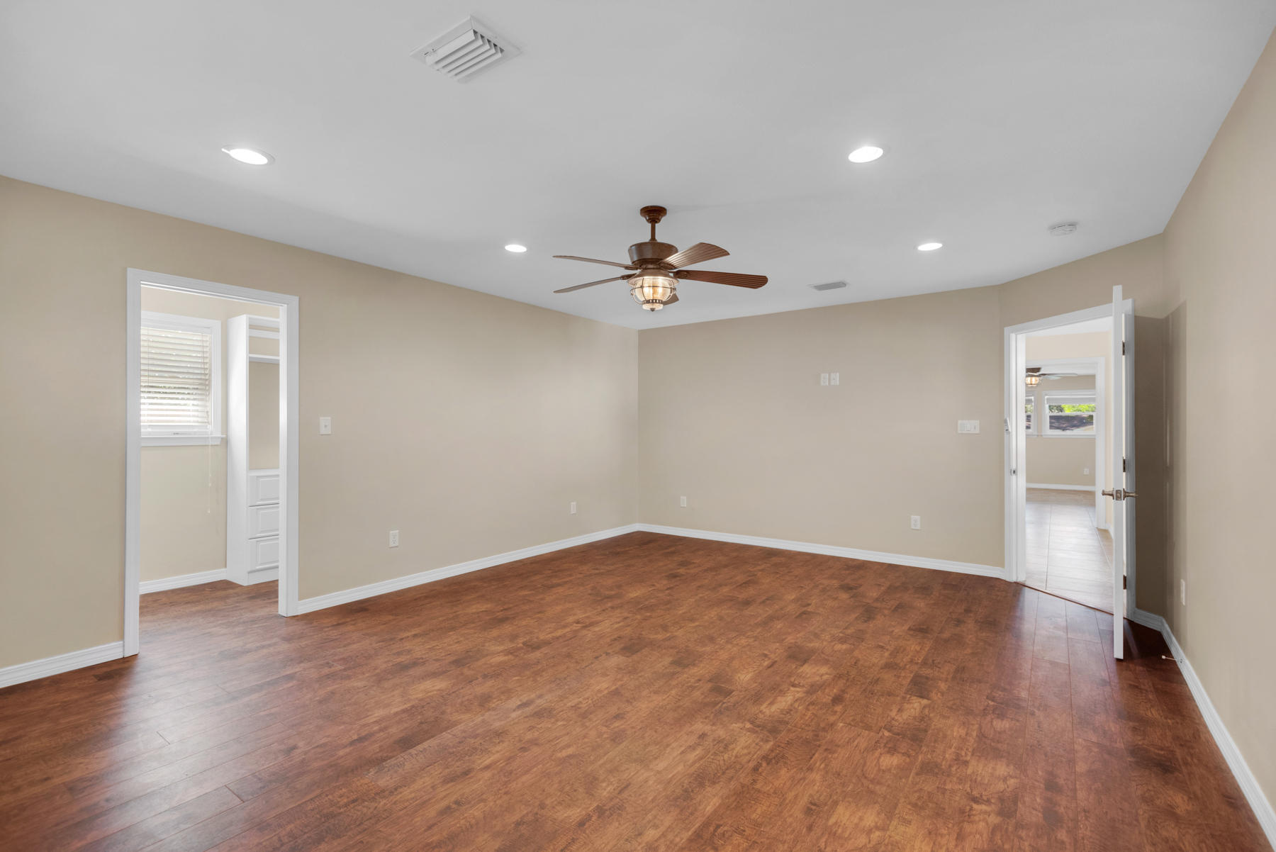 VALPARAISO PLAT 16 - Residential