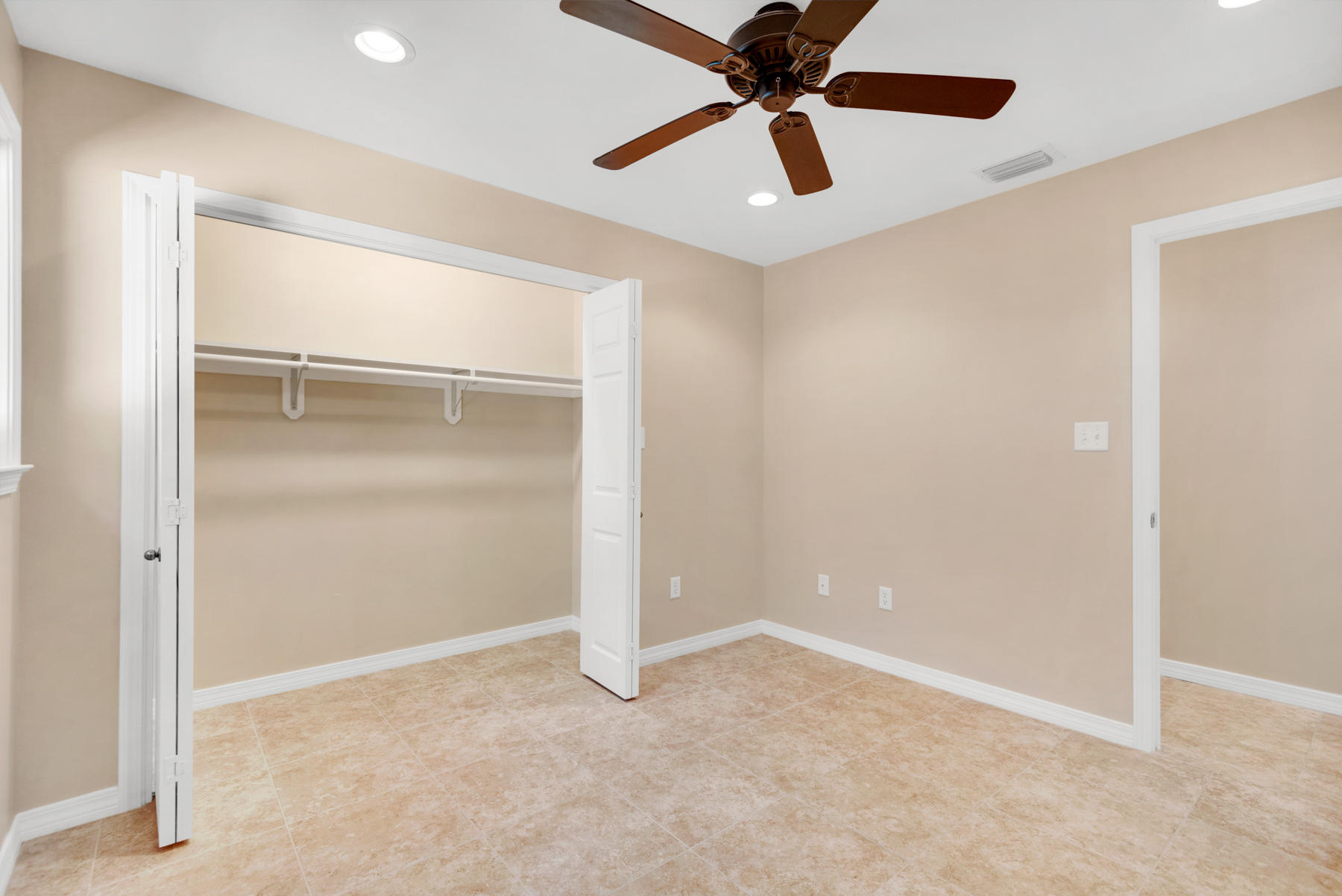 VALPARAISO PLAT 16 - Residential