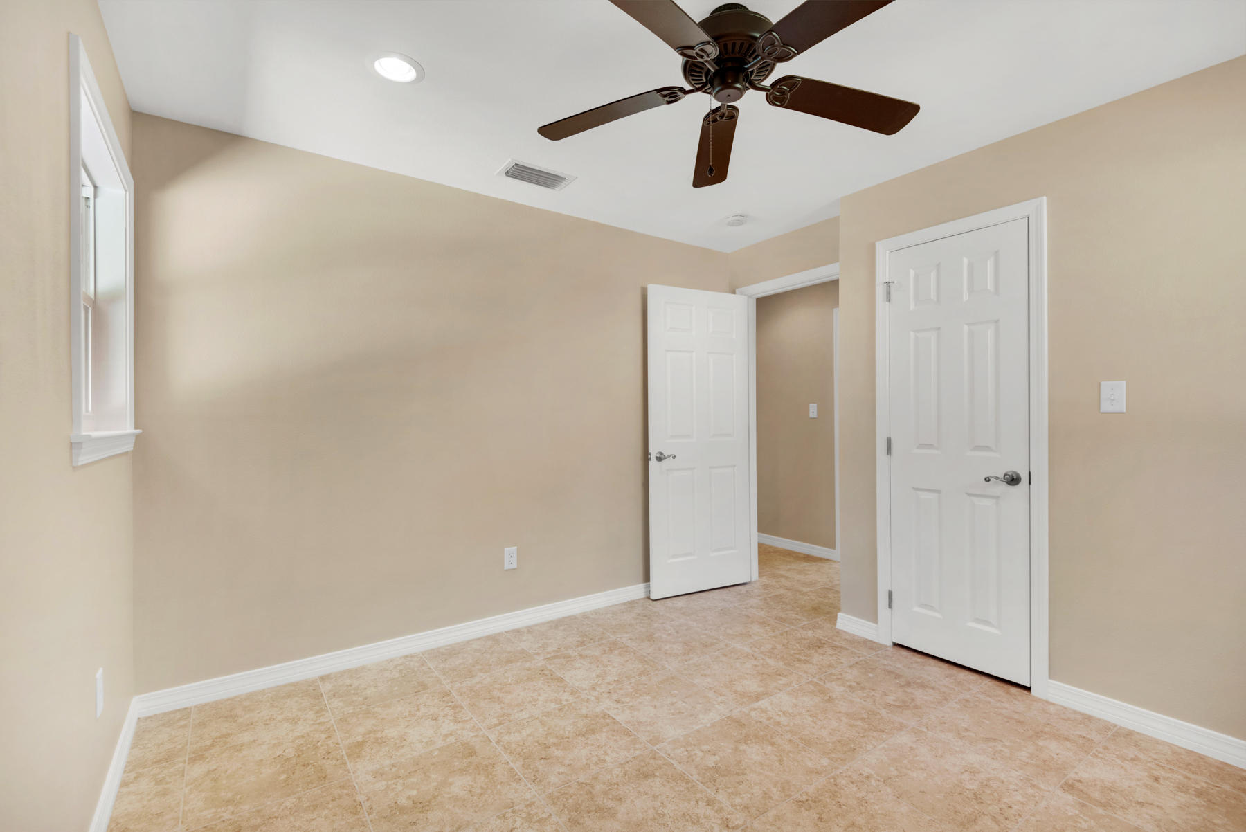 VALPARAISO PLAT 16 - Residential