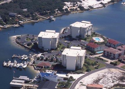 DOLPHIN POINT - Residential