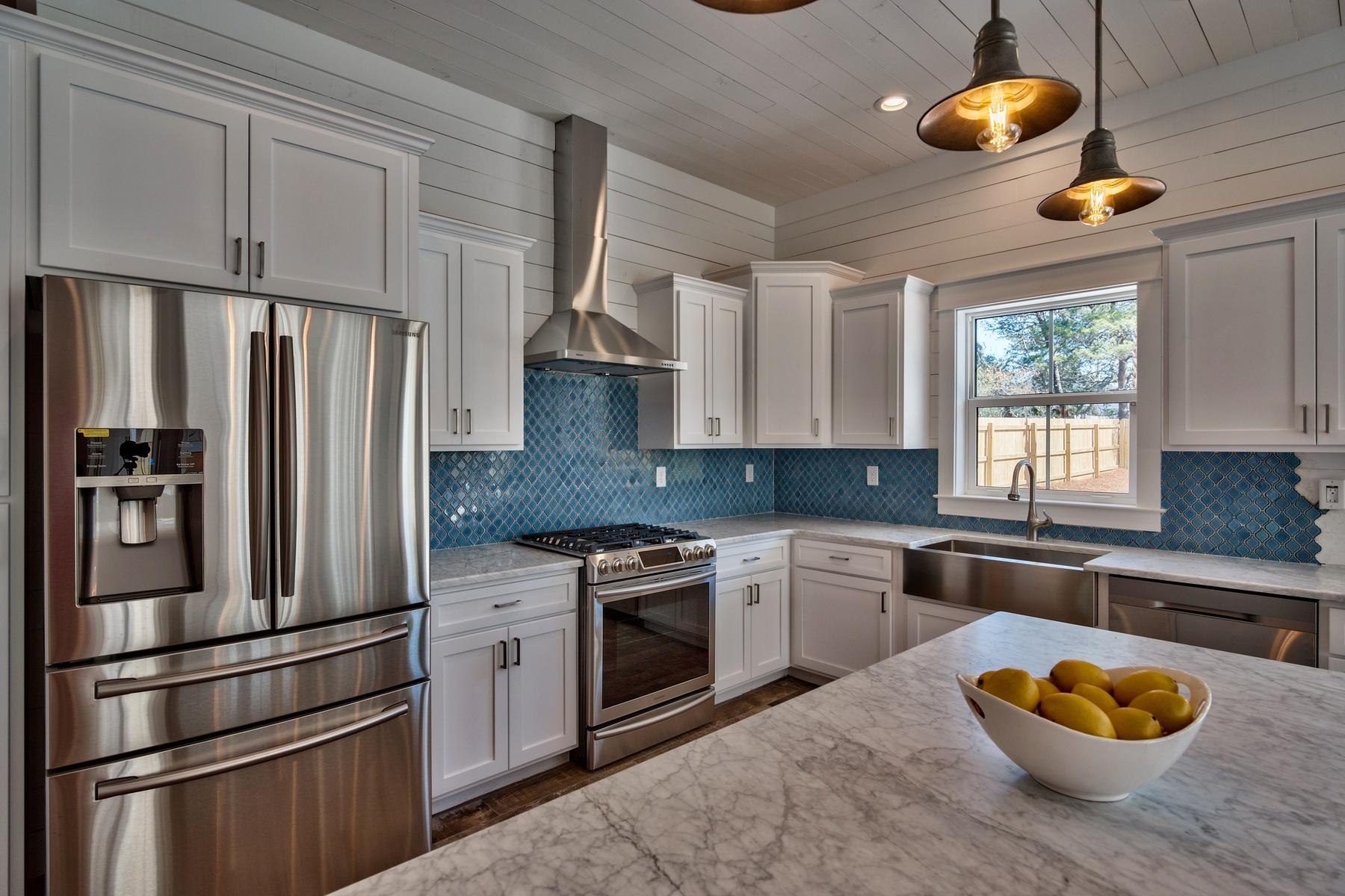 CRYSTAL BEACH - Residential