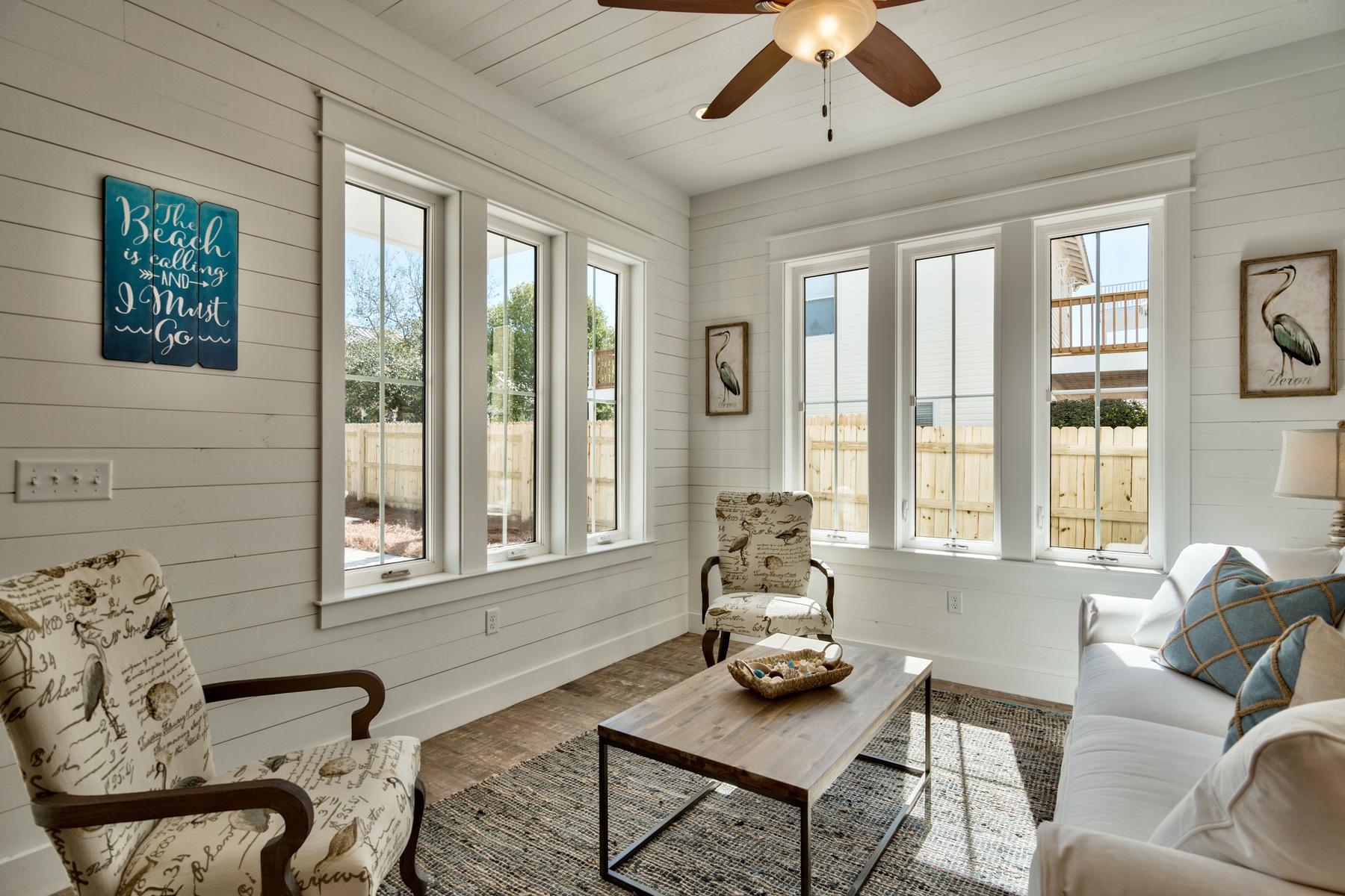 CRYSTAL BEACH - Residential