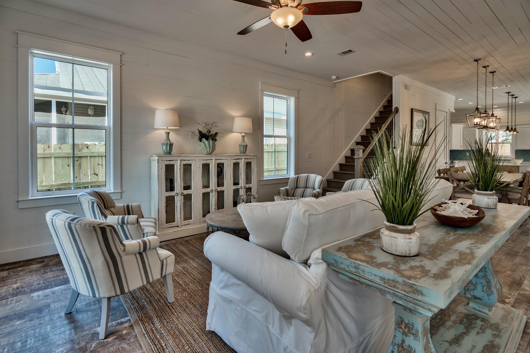 CRYSTAL BEACH - Residential