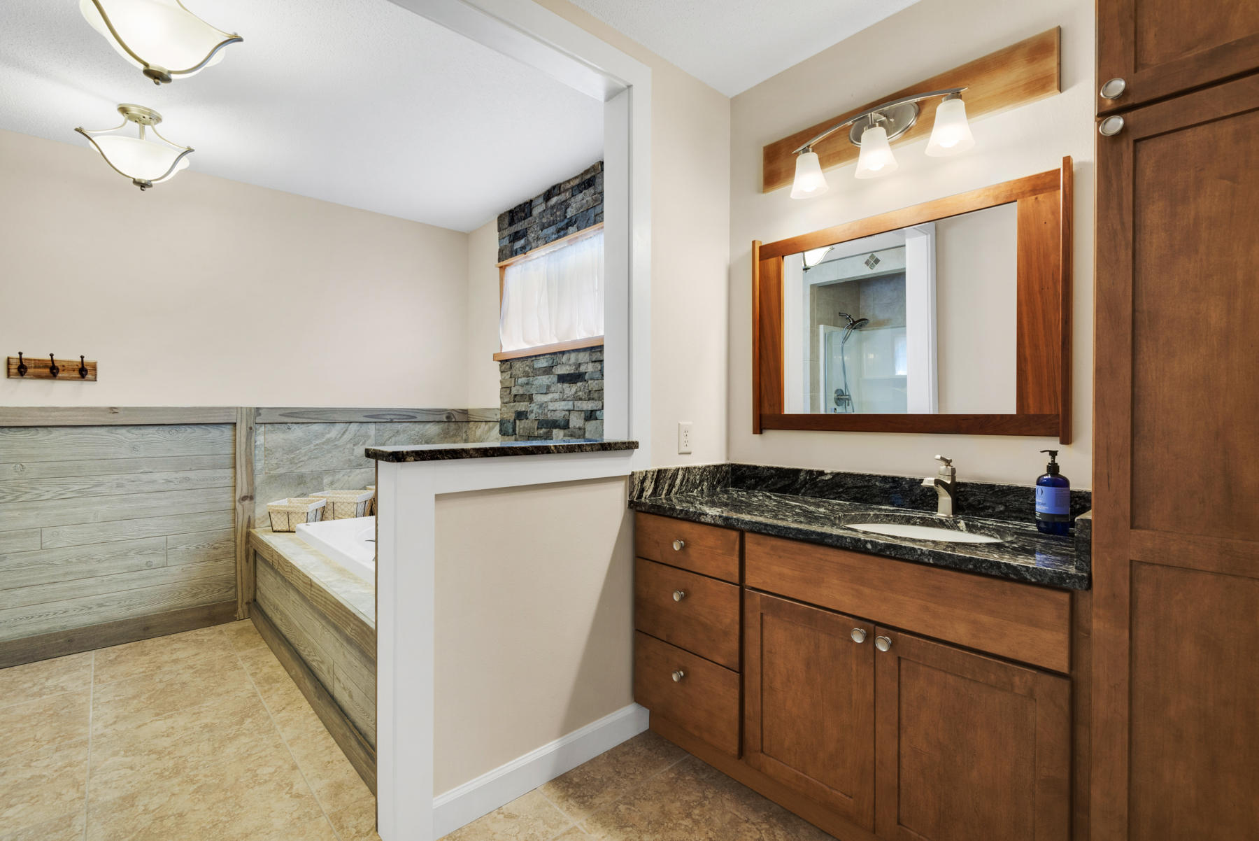 EMERALD POINTE PLAT 1 - Residential