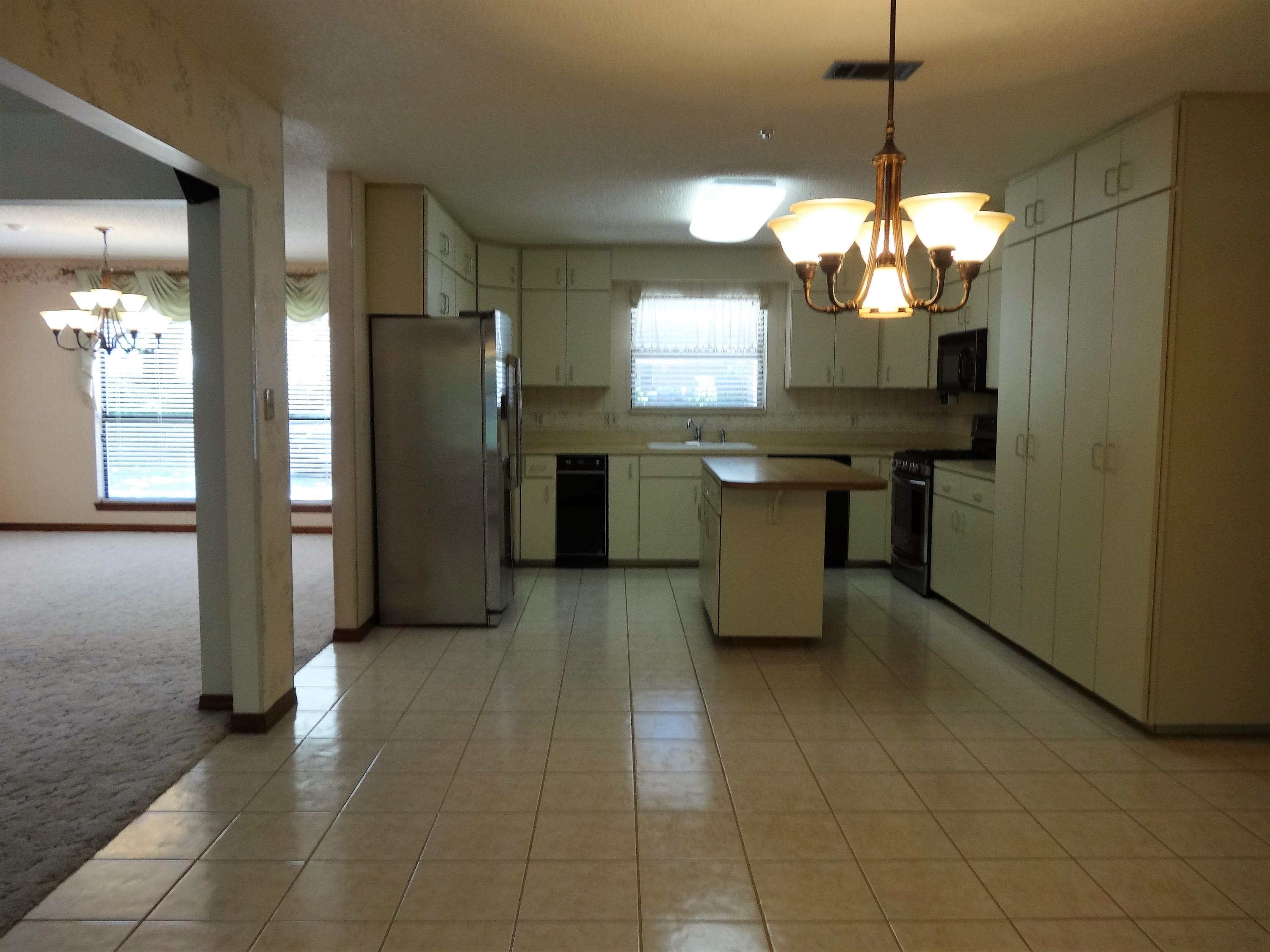 LANCASTER ESTATES - Residential