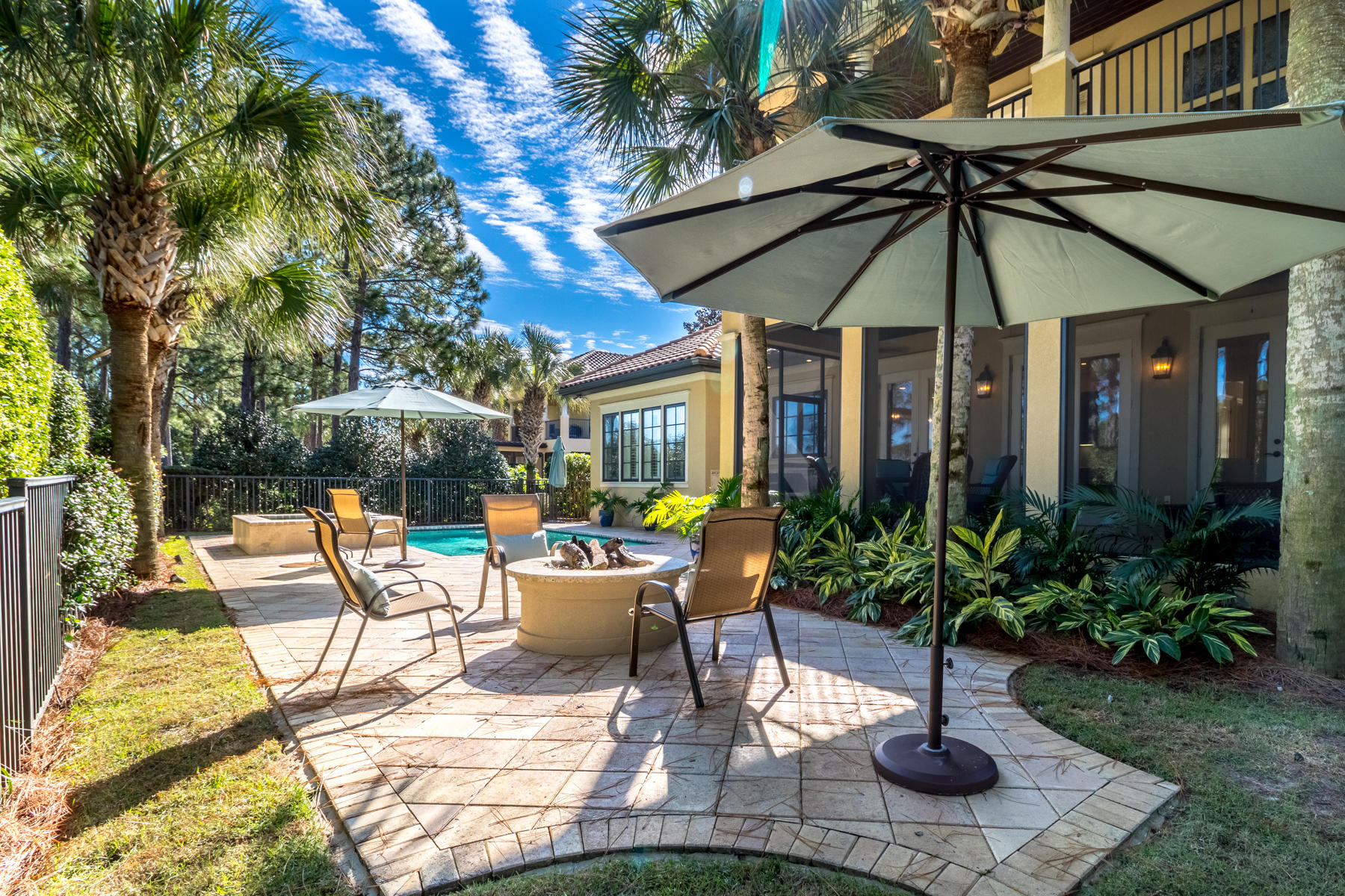 BURNT PINE - Residential