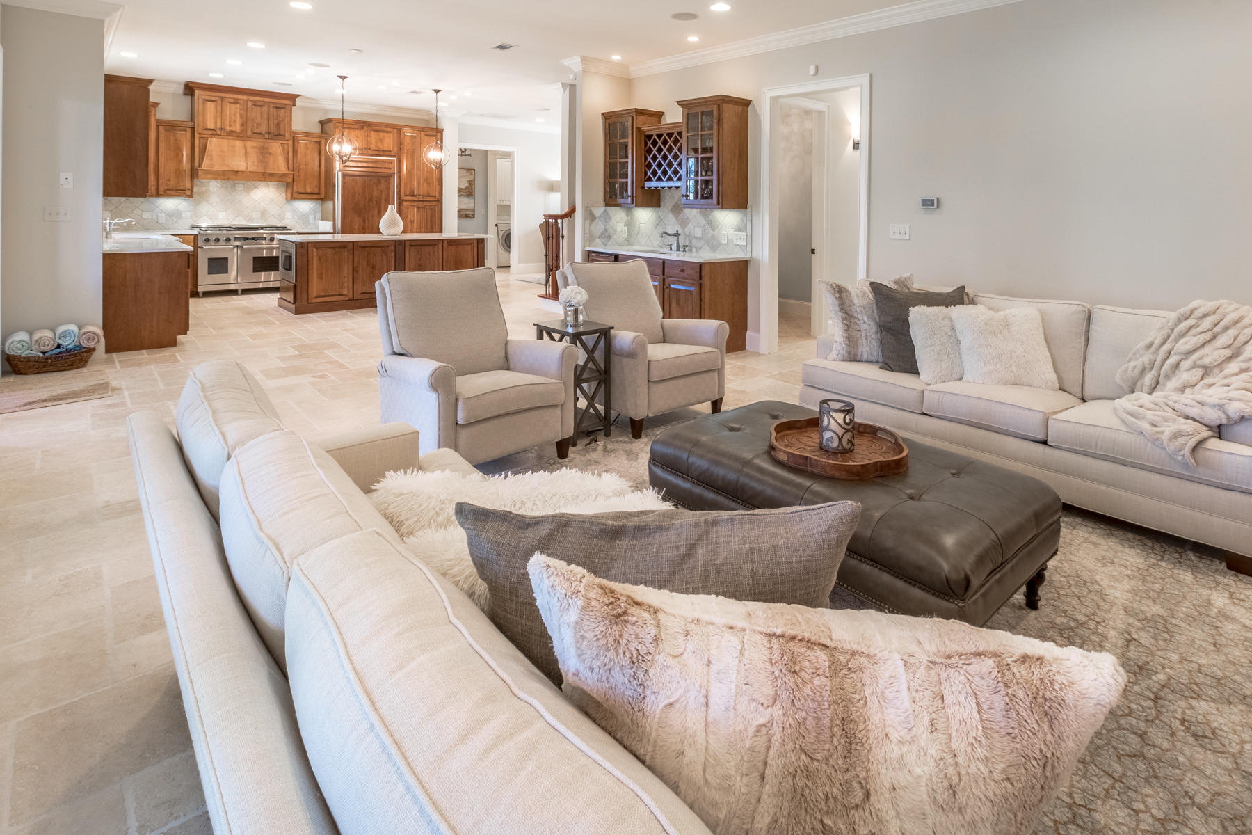 BURNT PINE - Residential