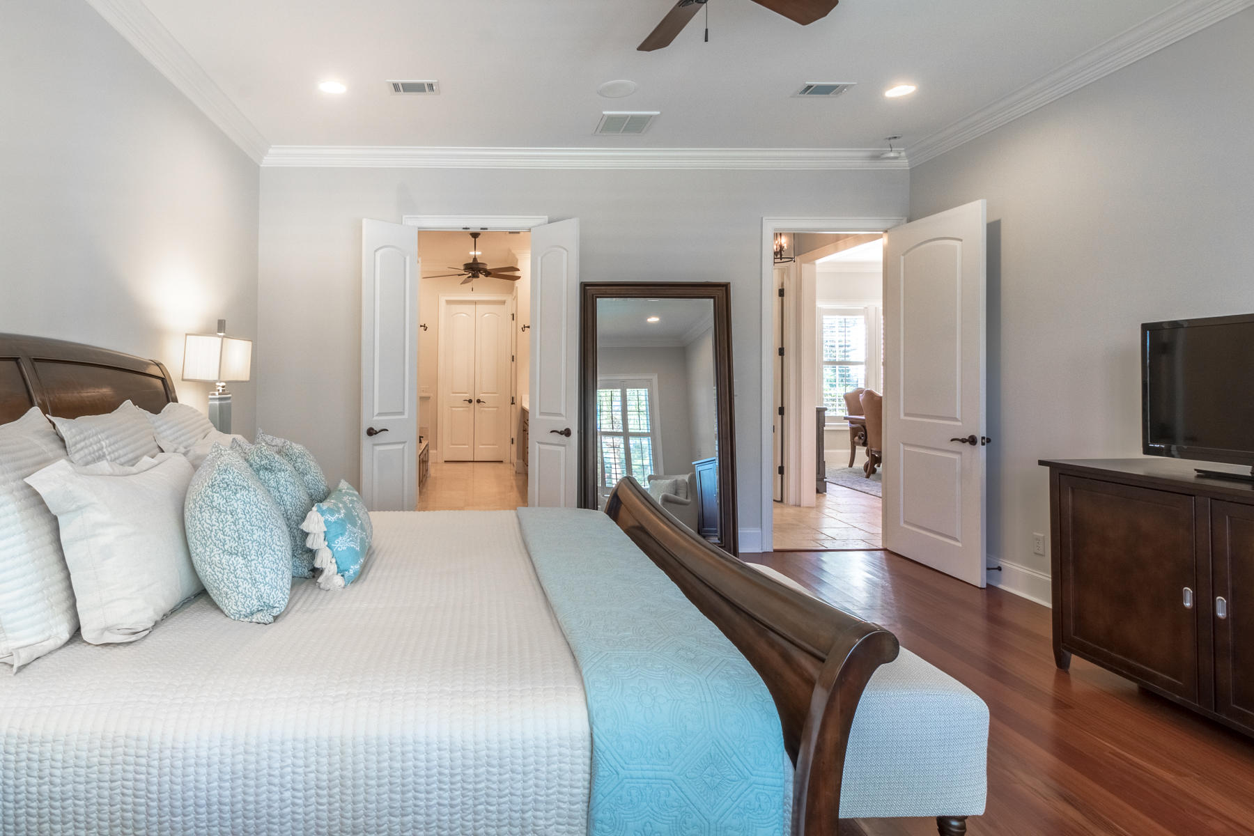 BURNT PINE - Residential