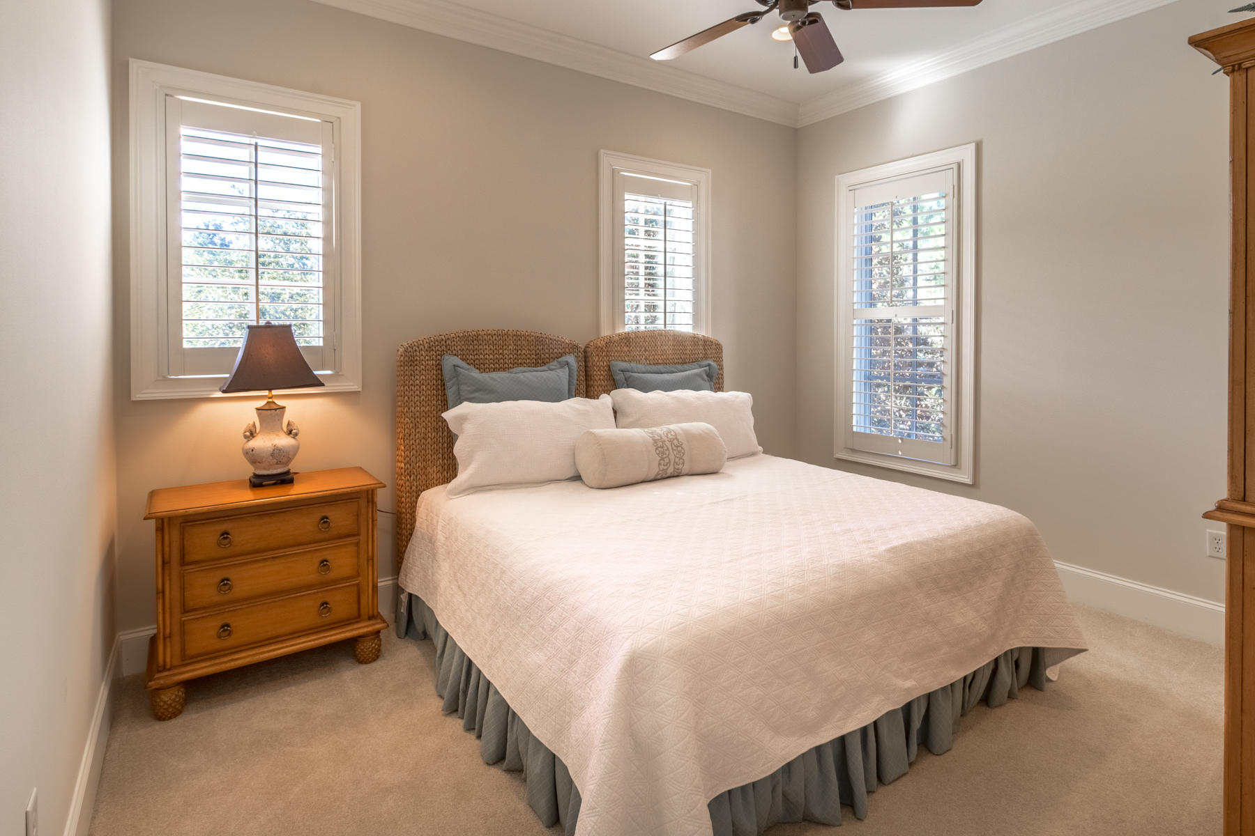 BURNT PINE - Residential