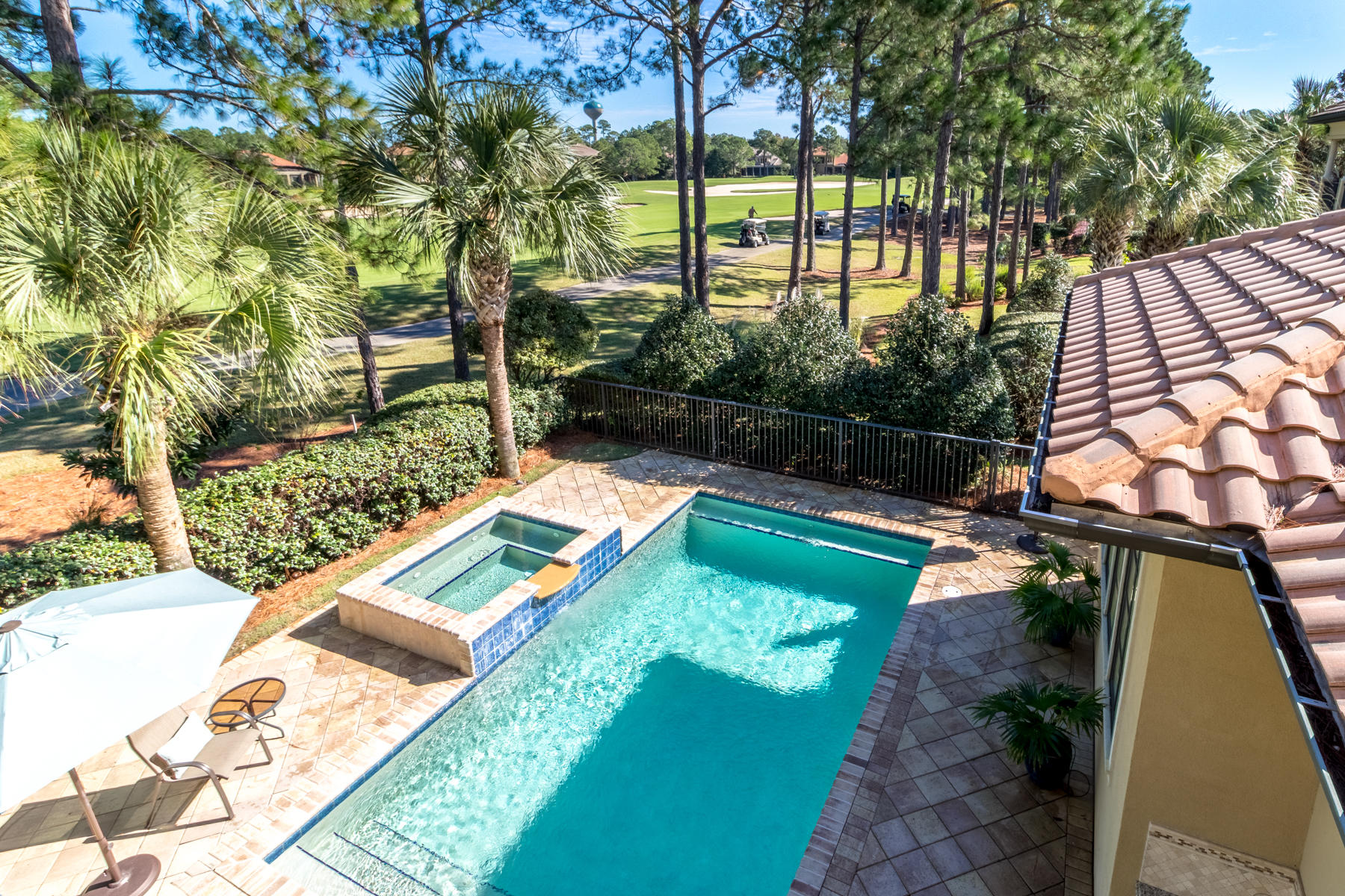 BURNT PINE - Residential