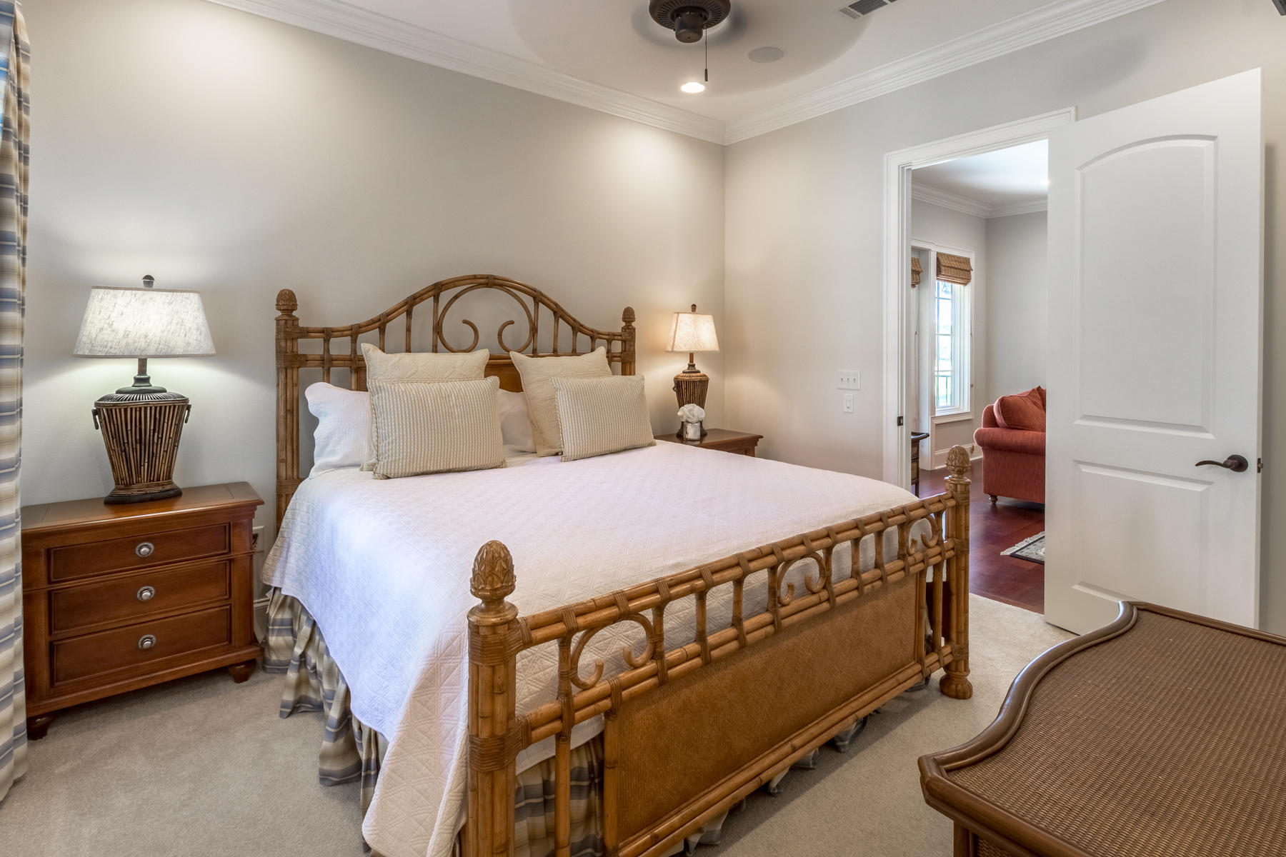 BURNT PINE - Residential